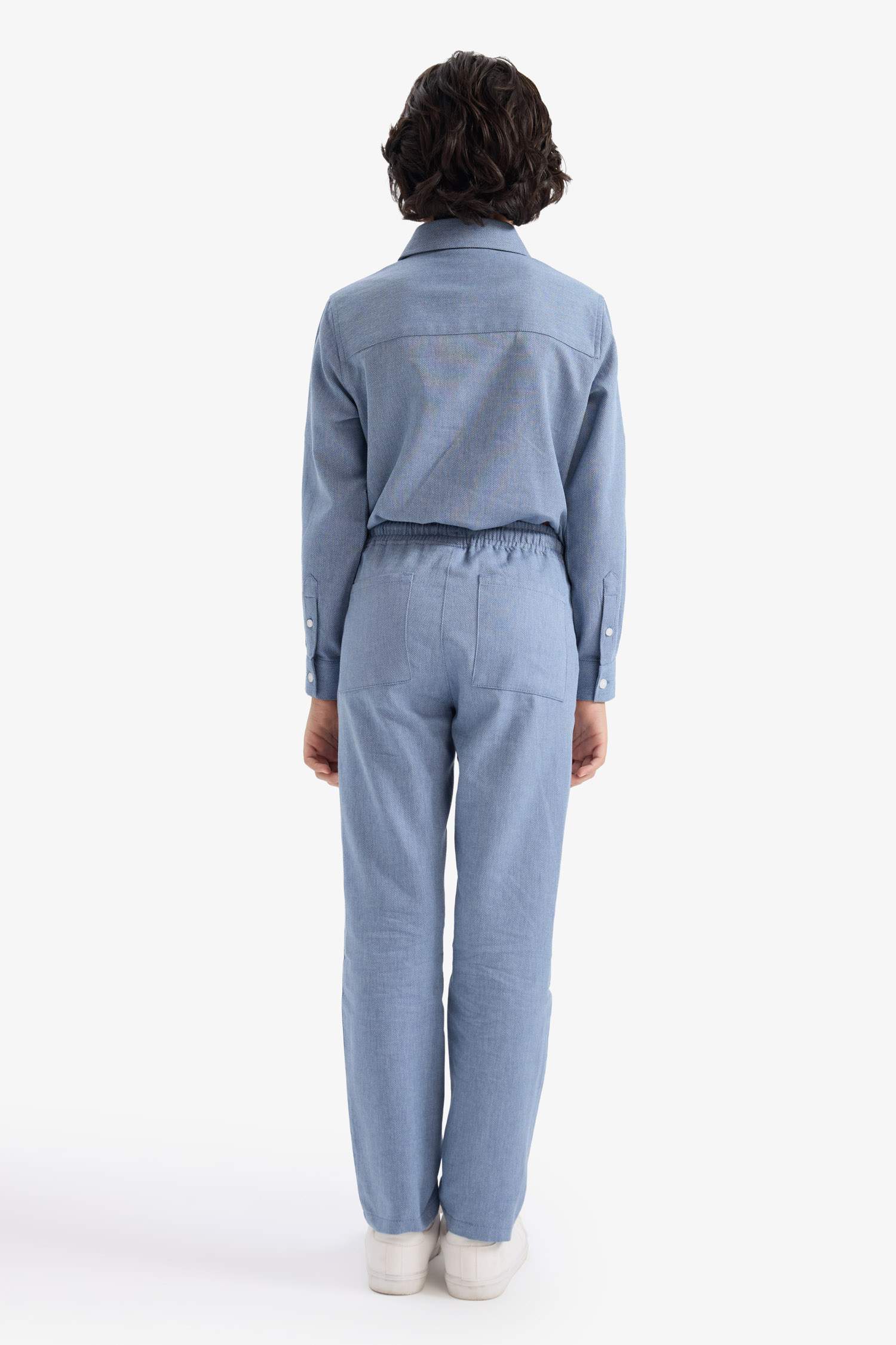 بنطرون ولادي قصة عادية برجل عادي