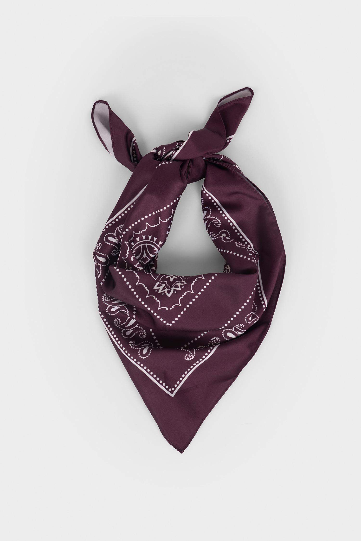 سكارف نسائي ستان منقوش