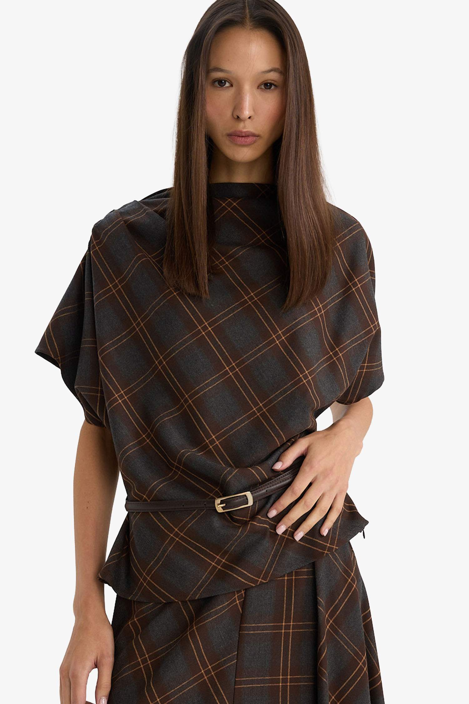 Fitted Dik Yaka Kareli Flanel Kısa Kollu Bluz