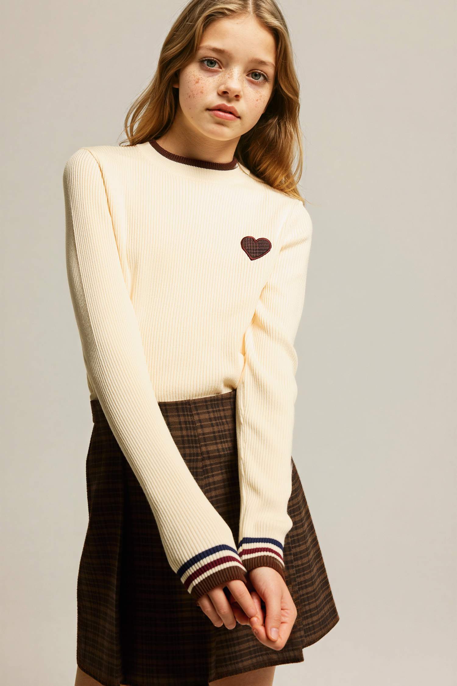 Қыздарға арналған Regular Fit тік жағалы кестелі жемпір