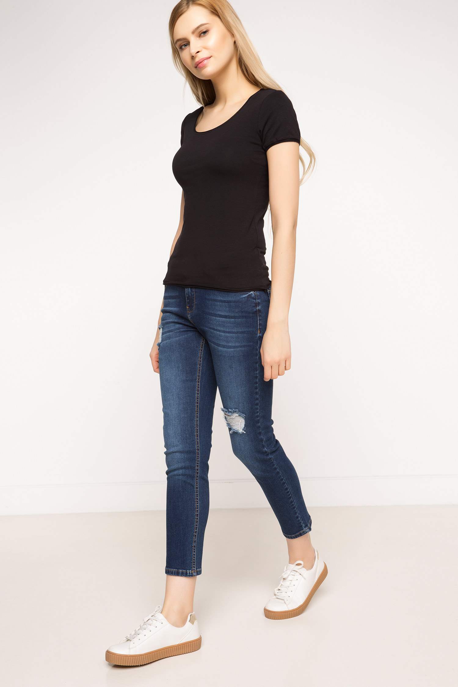 Defacto Basic Body. 2