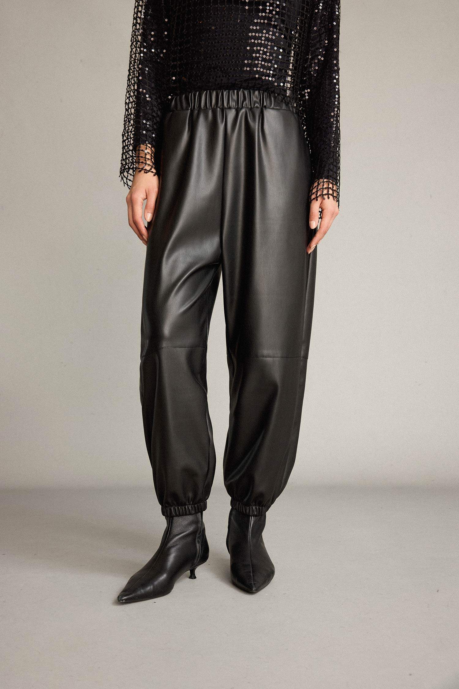 Balloon Fit Beli Lastikli Suni Deri Pantolon