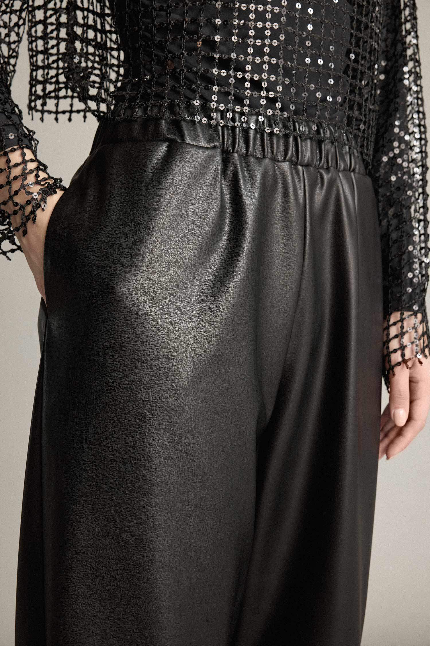 Balloon Fit Beli Lastikli Suni Deri Pantolon