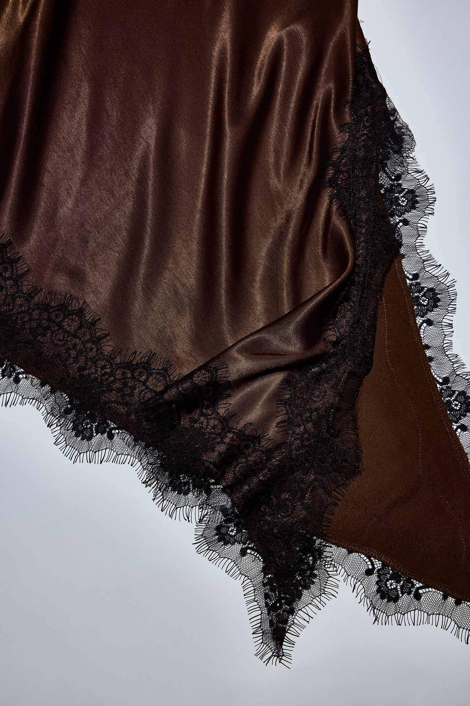 Yılbaşı Temalı V Yaka Saten Kolsuz Midi Elbise