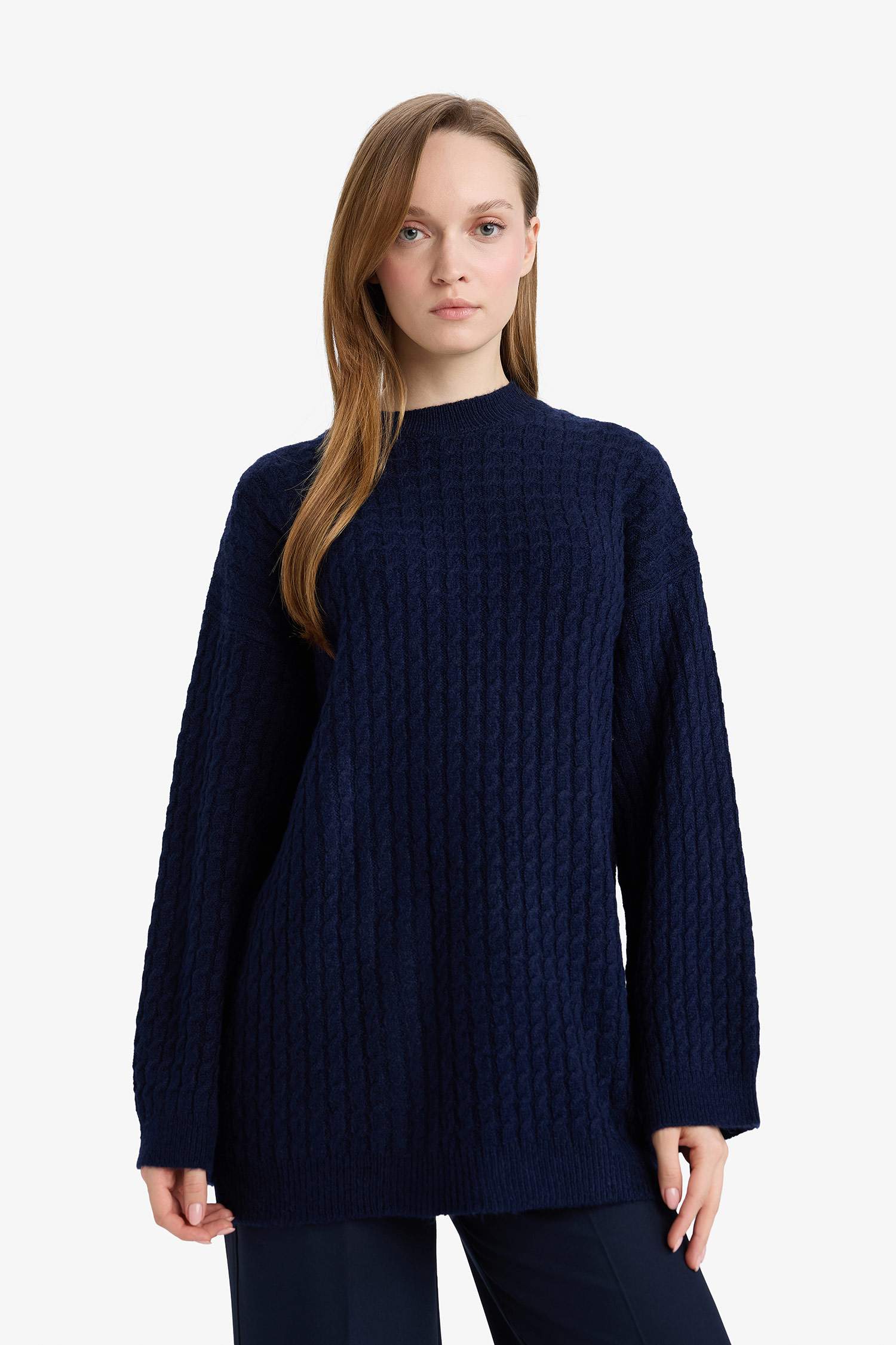 Regular Fit Atkı Detaylı Triko Kazak Tunik