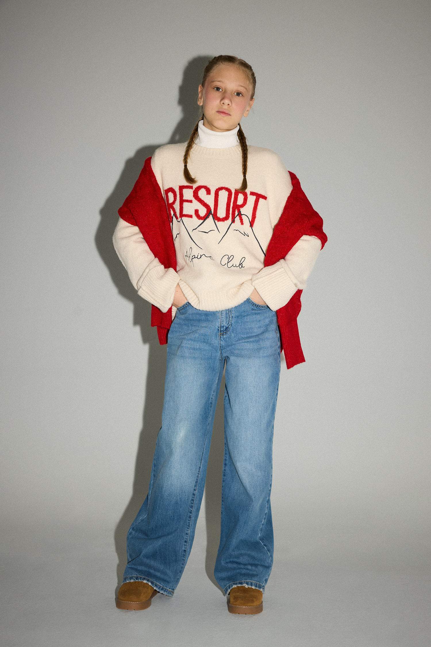 Girl Regular Fit Crew Neck Pullover