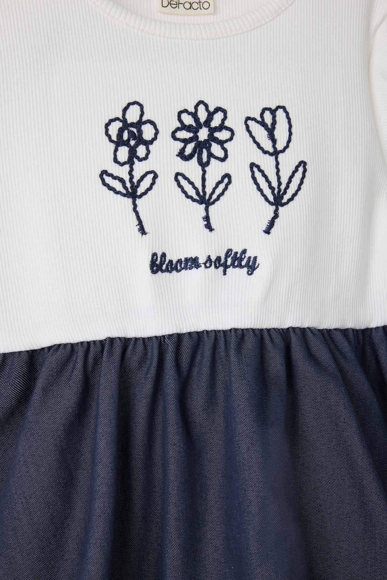 Қыз сәбилерге арналған кестелі ұзын жеңді кашкорсе көйлек