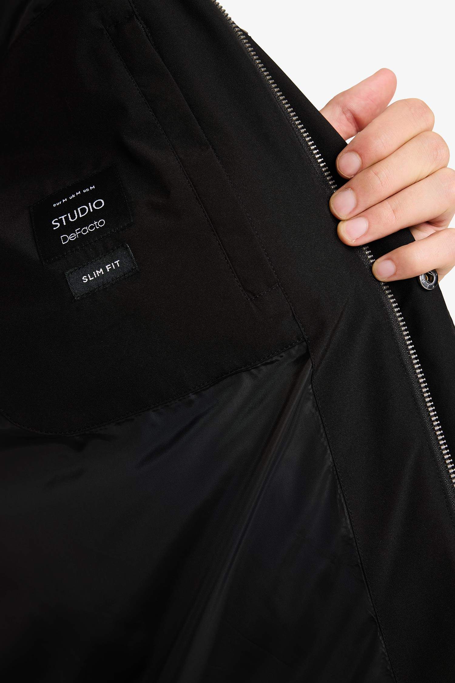 Su Geçirmez Slim Fit Mont