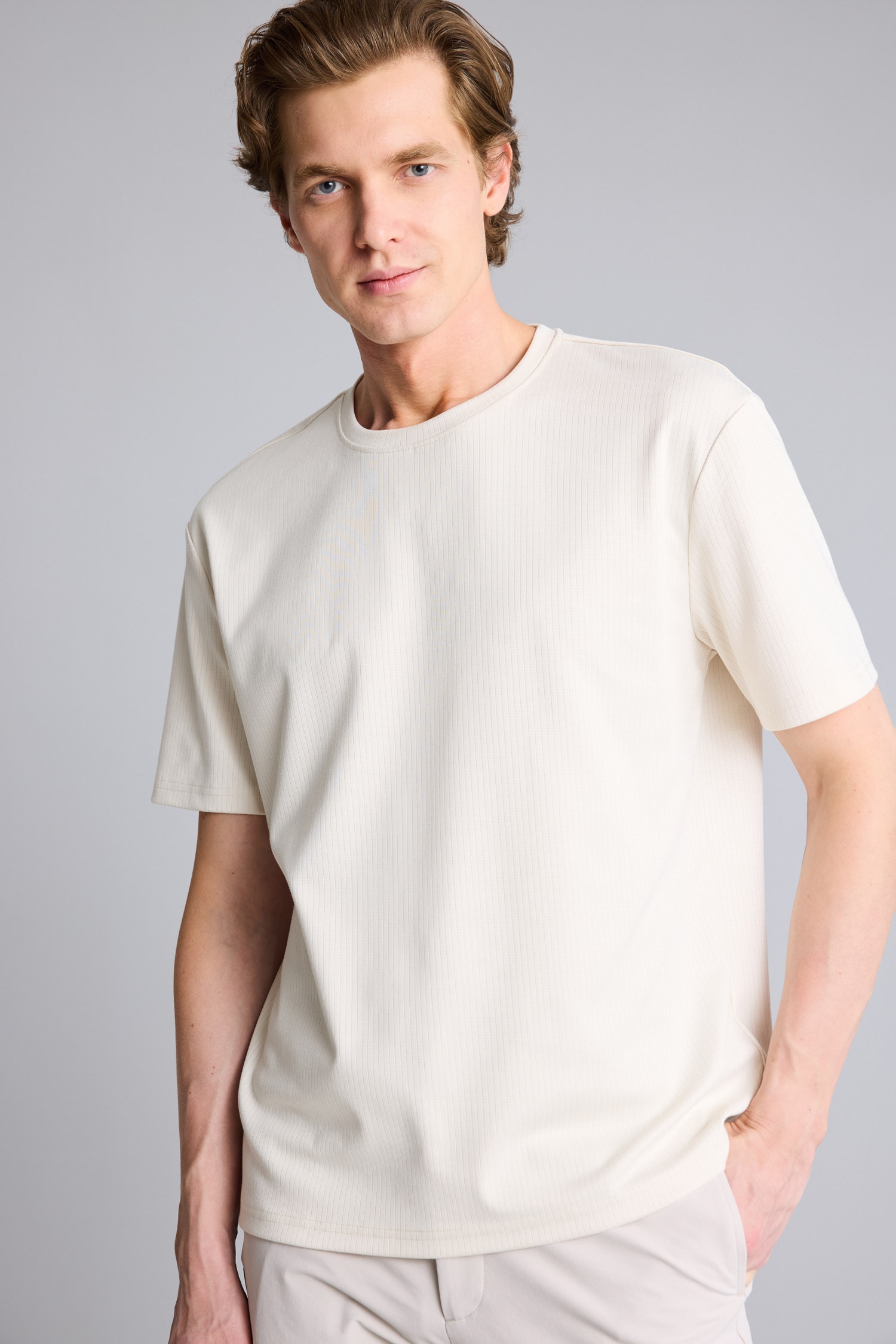 DeFacto Kırışmaz REGULAR FIT Basic T-shirt