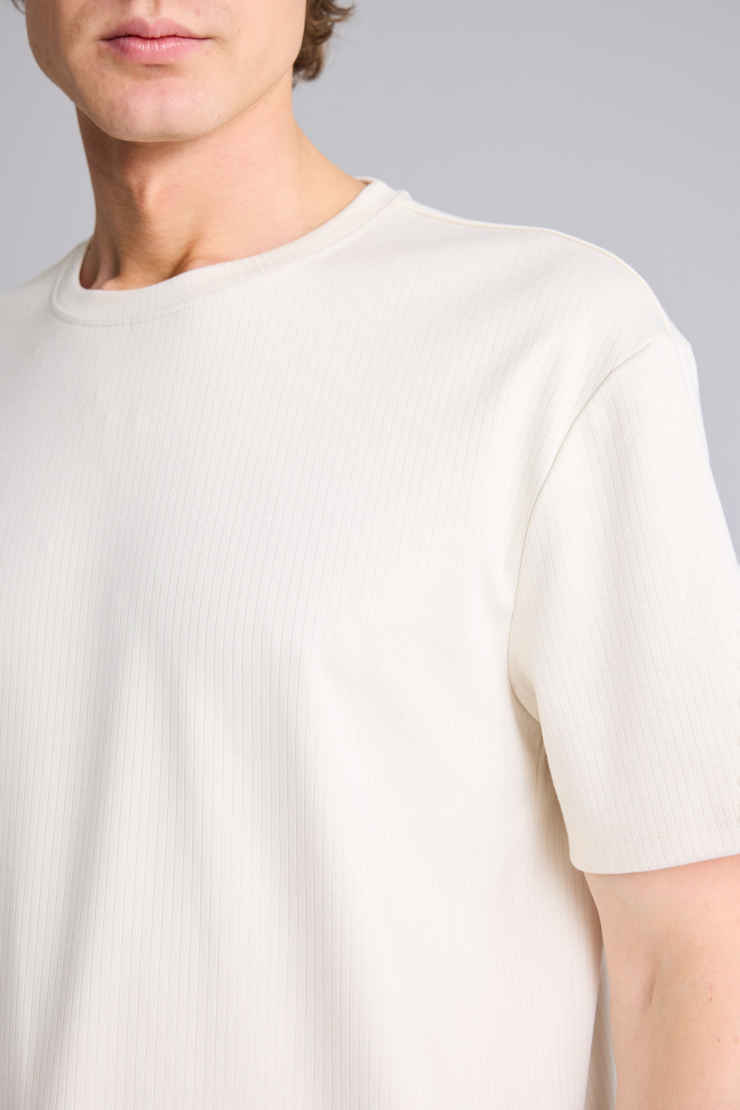 DeFacto Kırışmaz REGULAR FIT Basic T-shirt görsel 4