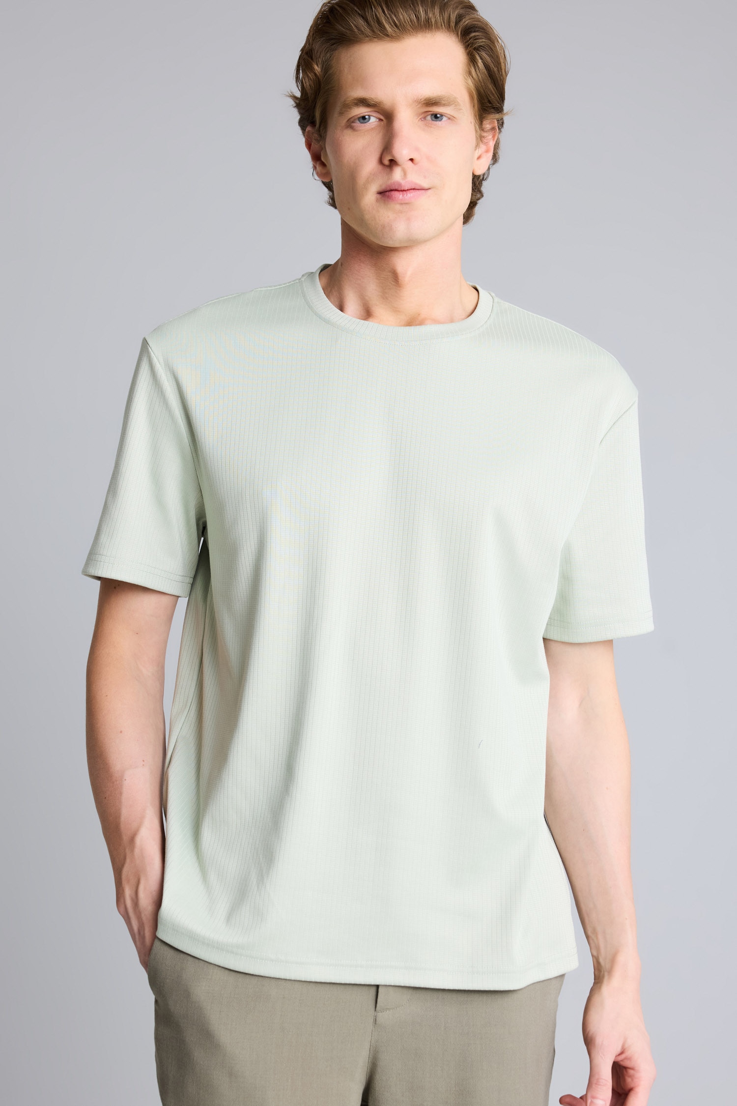 DeFacto Kırışmaz REGULAR FIT Basic T-shirt