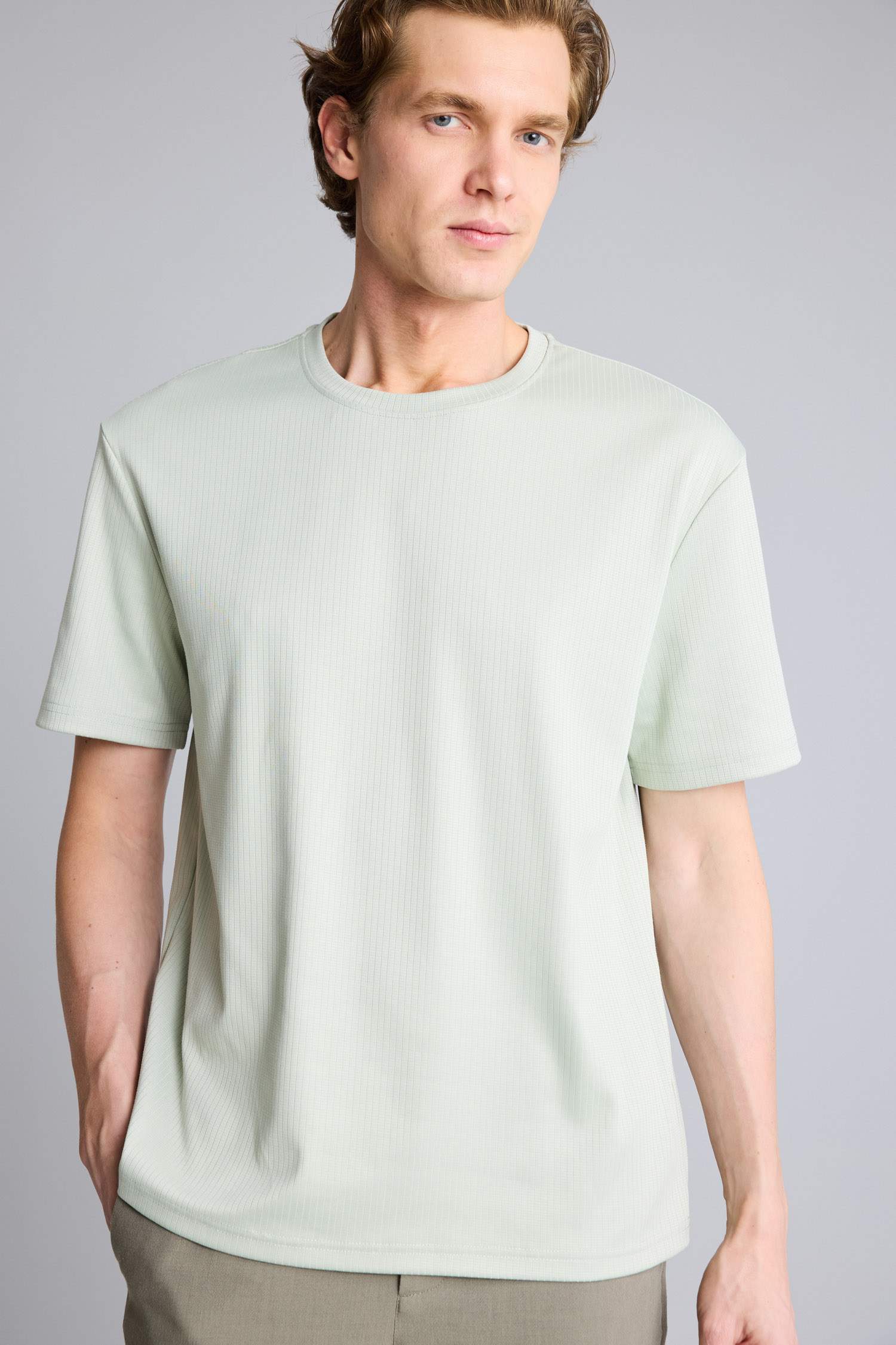 Yeşil Erkek REGULAR FIT Basic T-shirt 3376715 | DeFacto