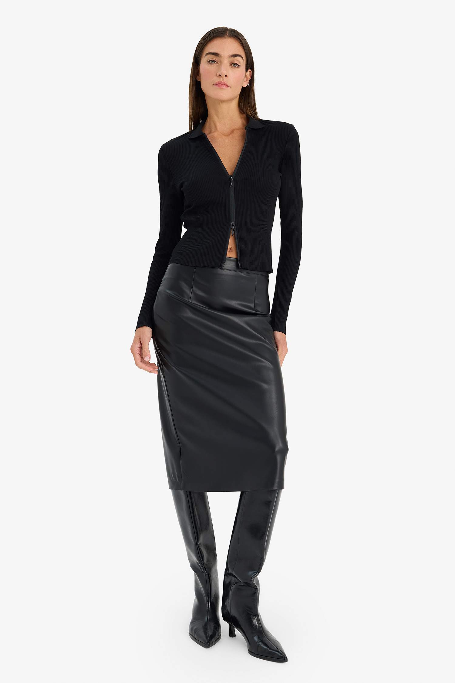 تنورة ميدي جلد بنسل صناعي بخصر عادي