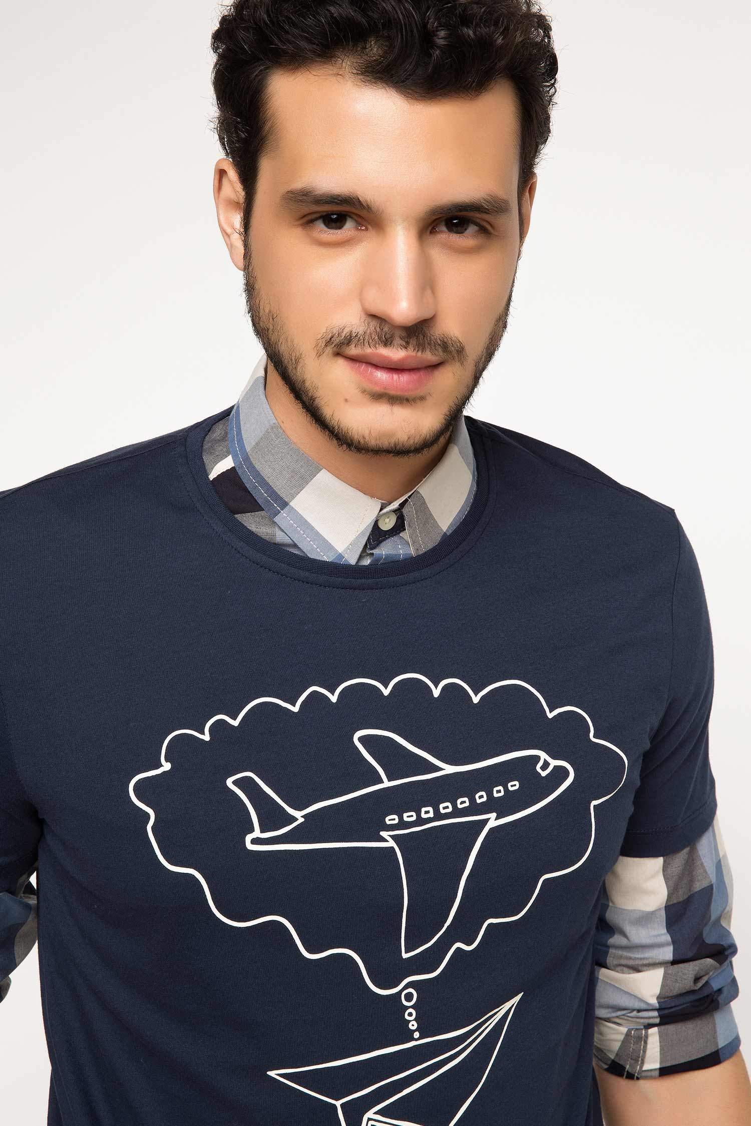Defacto Uçak Baskılı T-shirt. 4