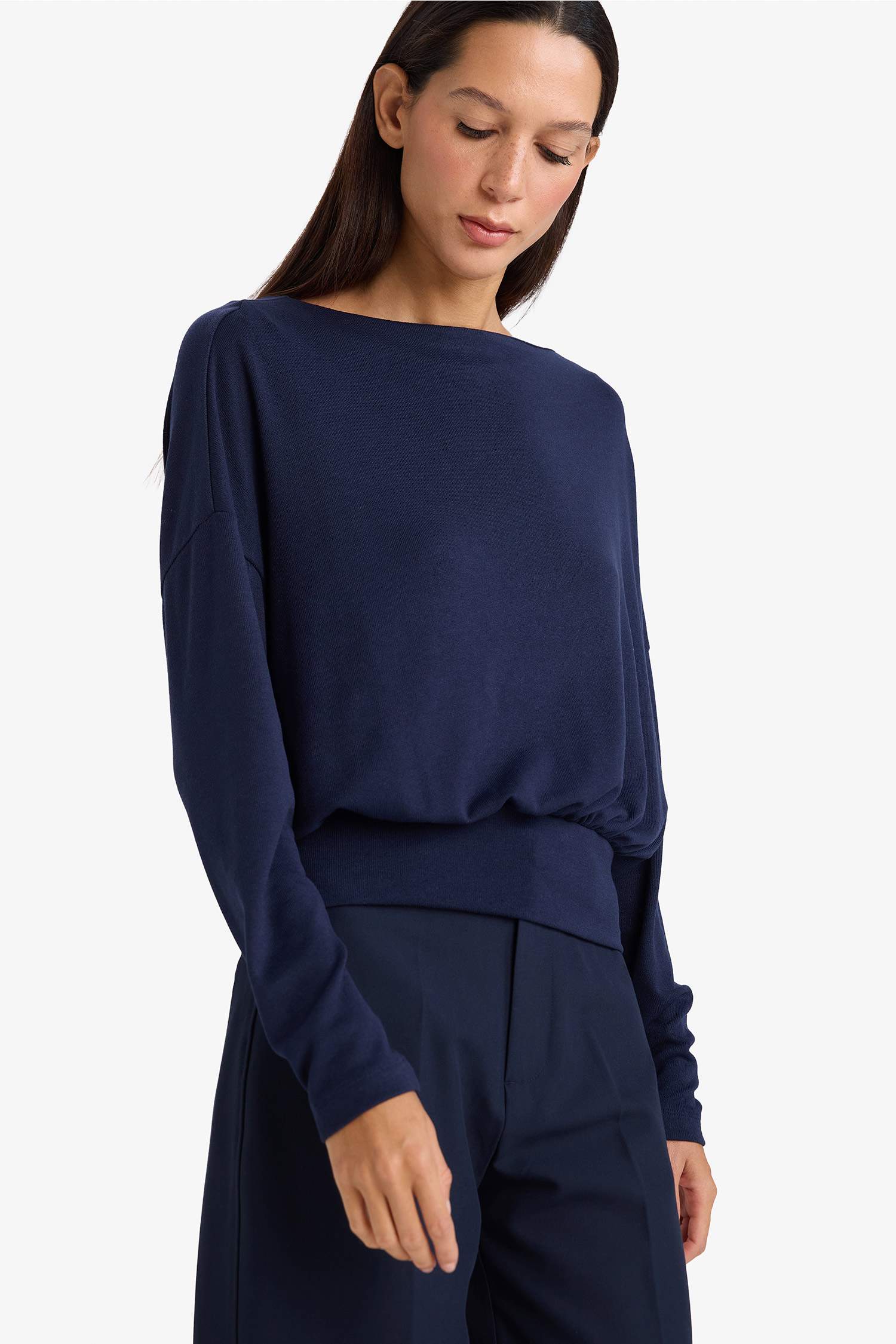 Loose Fit Kayık Yaka Uzun Kollu Tişört