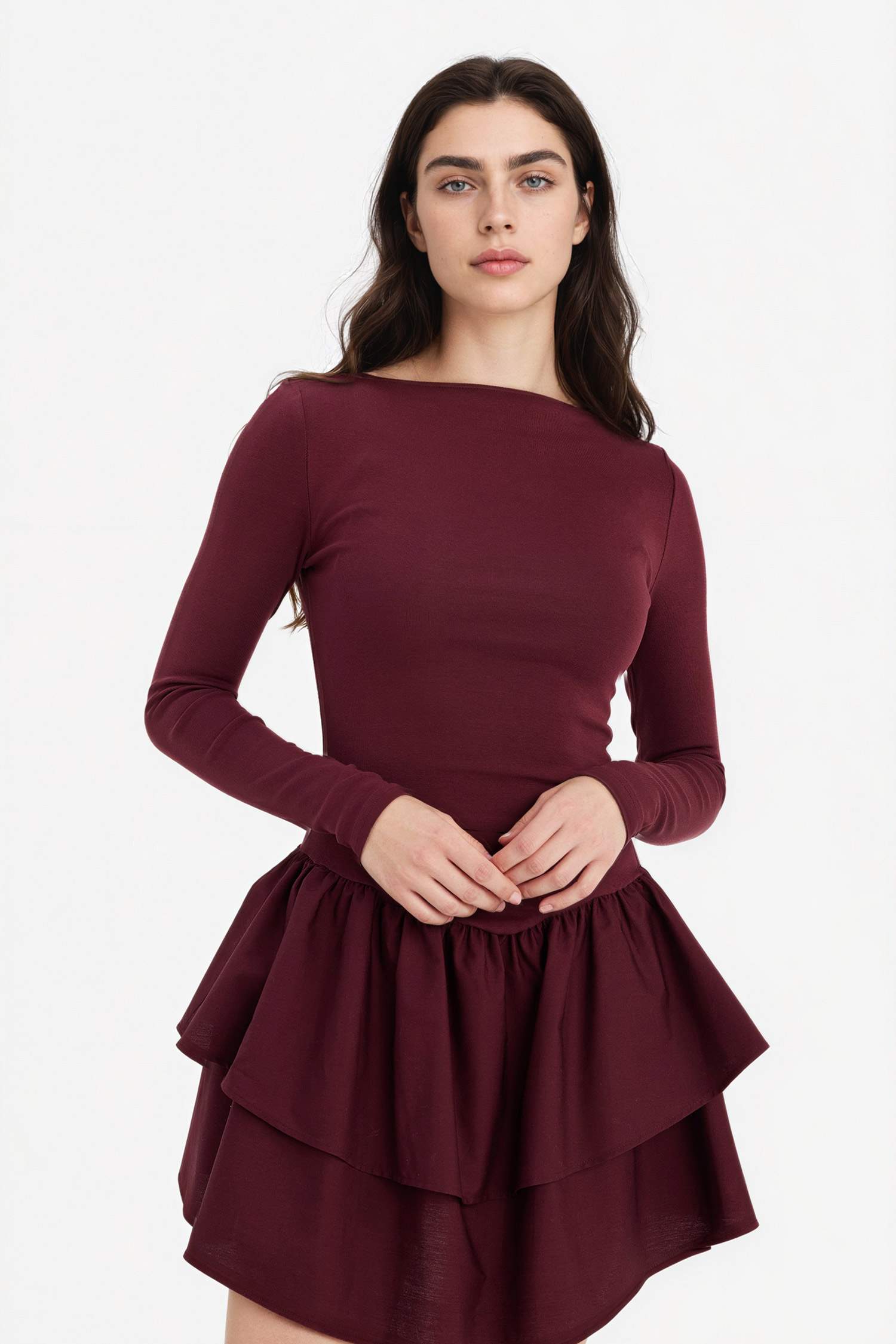 Платье мини Balloon Fit в рубчик с круглым вырезом и длинным рукавом