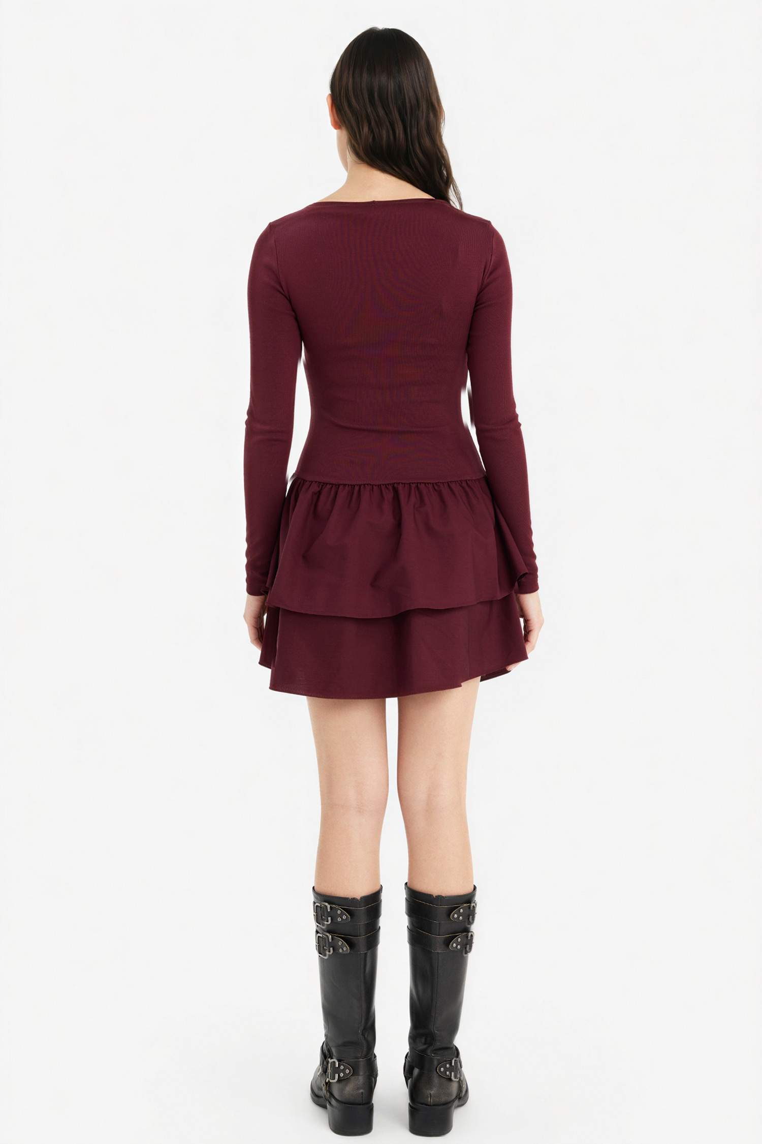 Платье мини Balloon Fit в рубчик с круглым вырезом и длинным рукавом