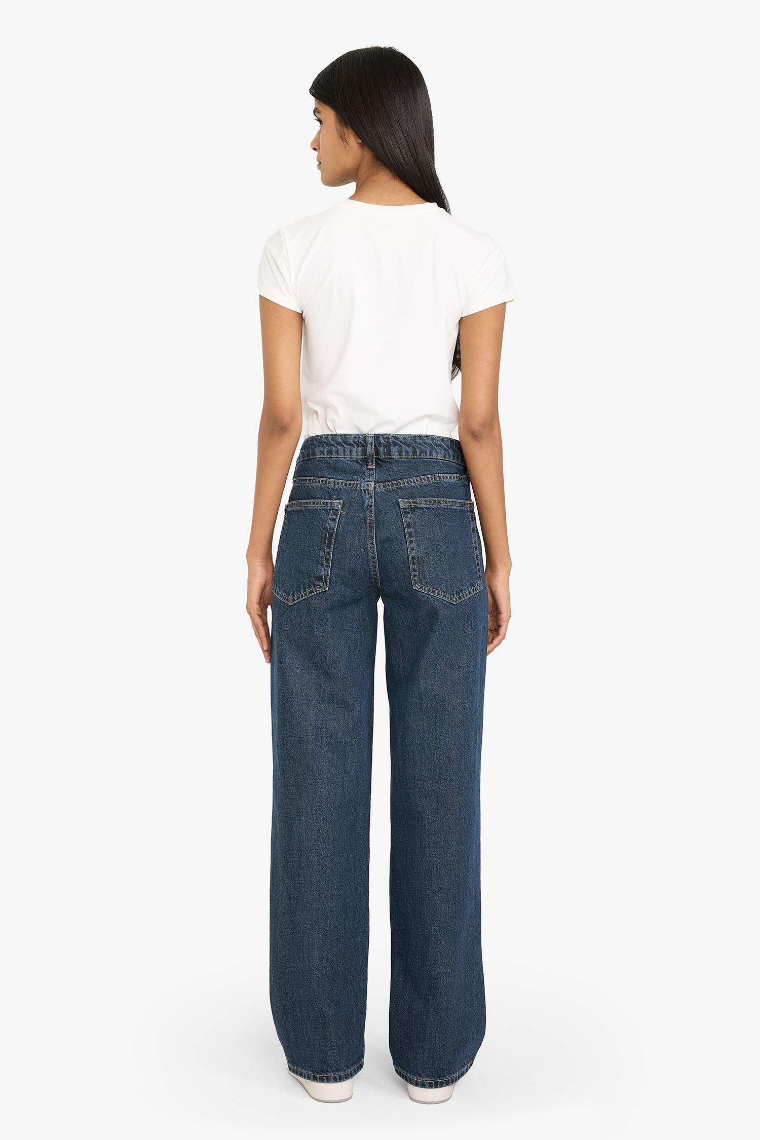 Düşük Bel Uzun Jean Yıkamalı Pantolon