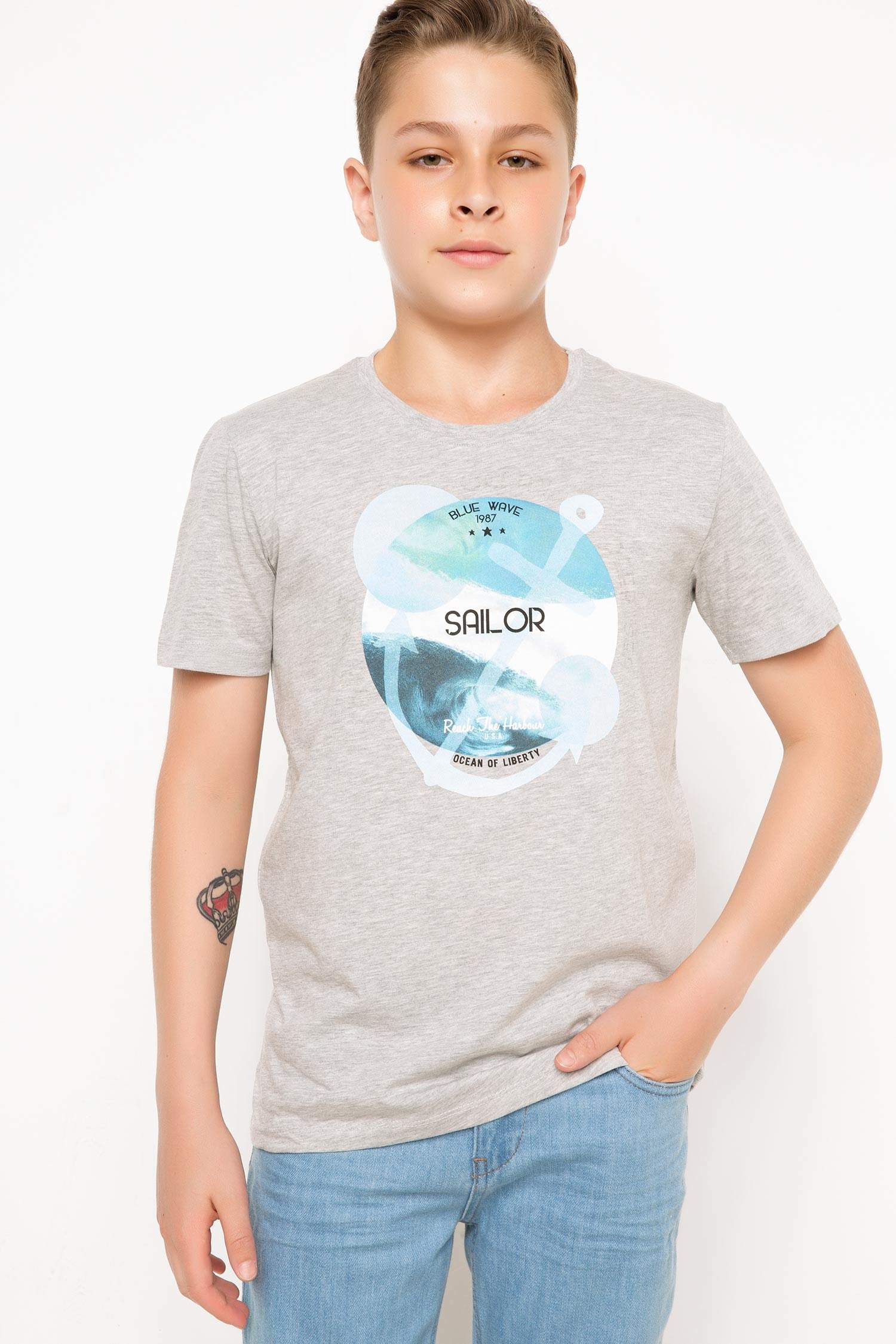 Defacto Renk Değiştiren Baskılı Genç Erkek T-shirt. 1