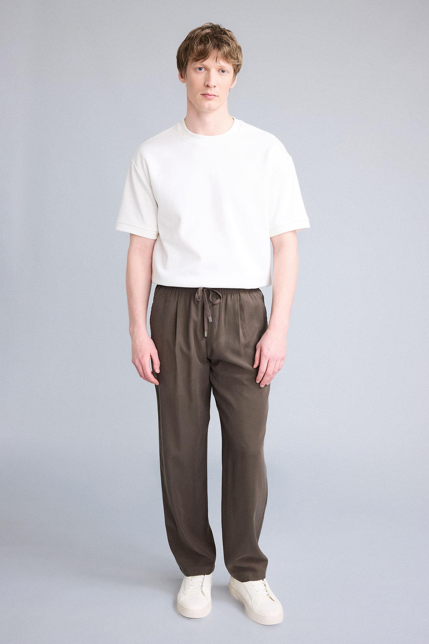 DeFacto Yumuşak Relaxed Fit Pantolon görsel 3