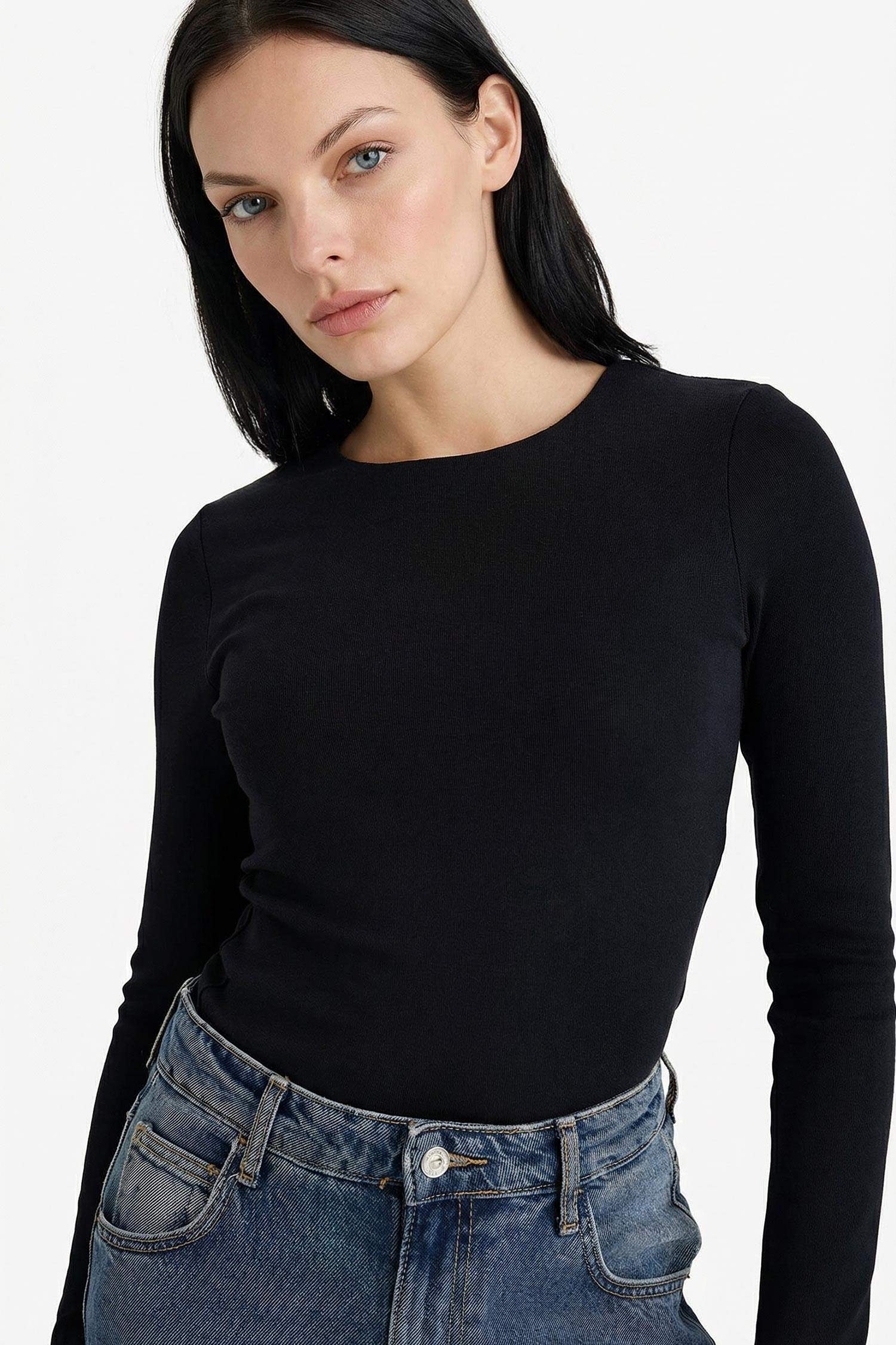 Slim Fit Dar Kesim Bisiklet Yaka Basic Düz Modal Uzun Kollu Tişört