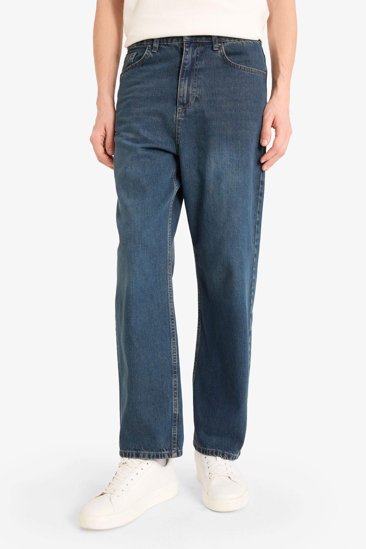 Baggy Fit Düz Paça Jean Pantolon