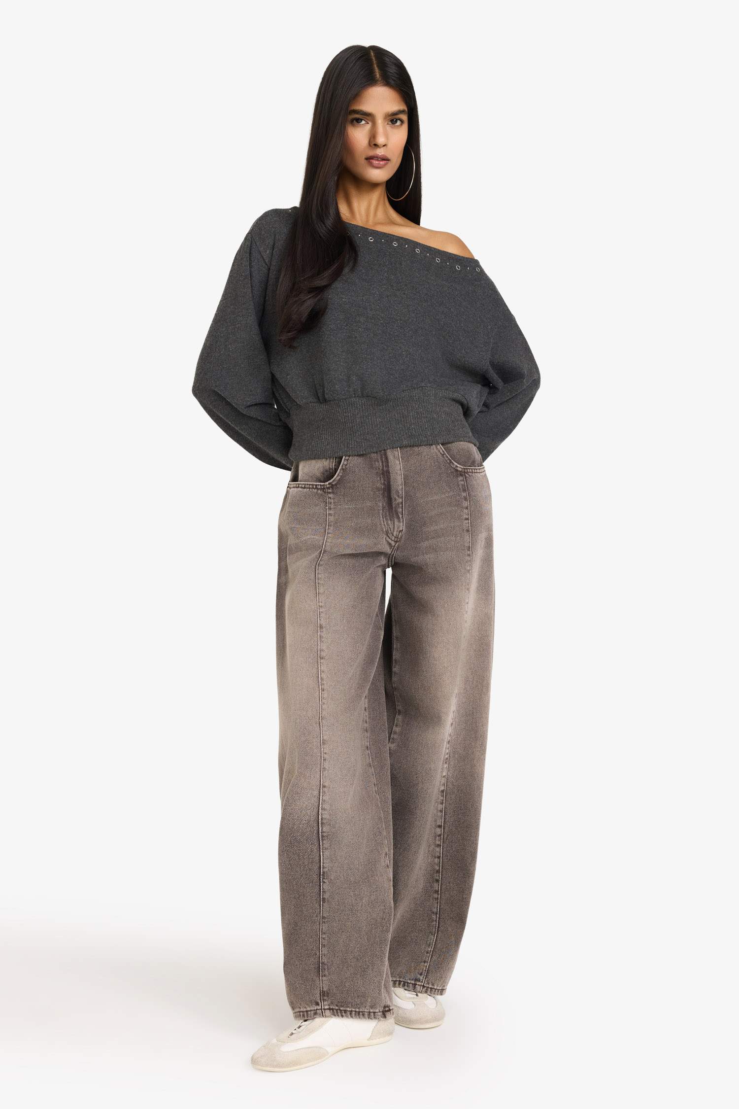 Loose Fit Omzu Açık Uzun Kollu Tişört