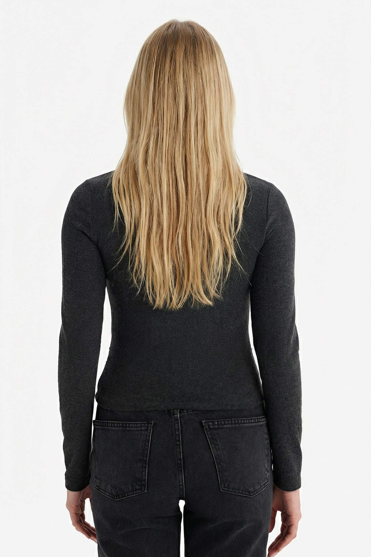 Fitted Crew Neck Long Sleeve T-Shirt