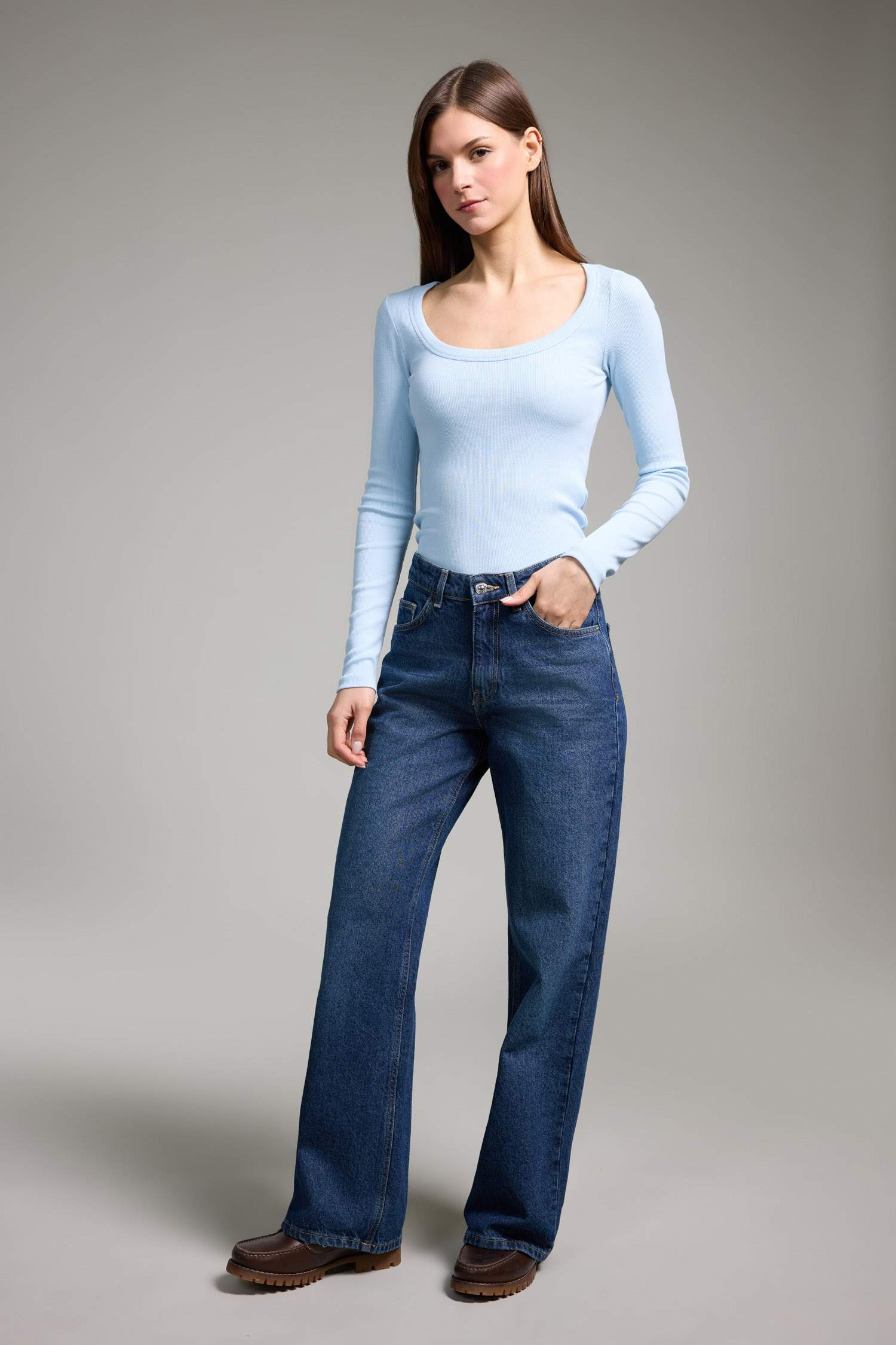 Slım Fıt Dar Kesim Yuvarlak Yaka Basıc Düz Fitilli Kaşkorse Uzun Kollu Tişört