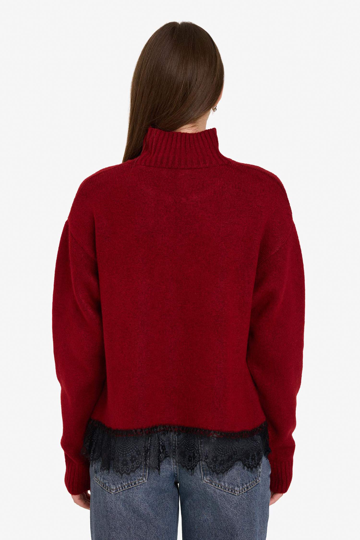 Regular Fit Balıkçı Yaka Etek Ucu Dantel Detaylı Kazak