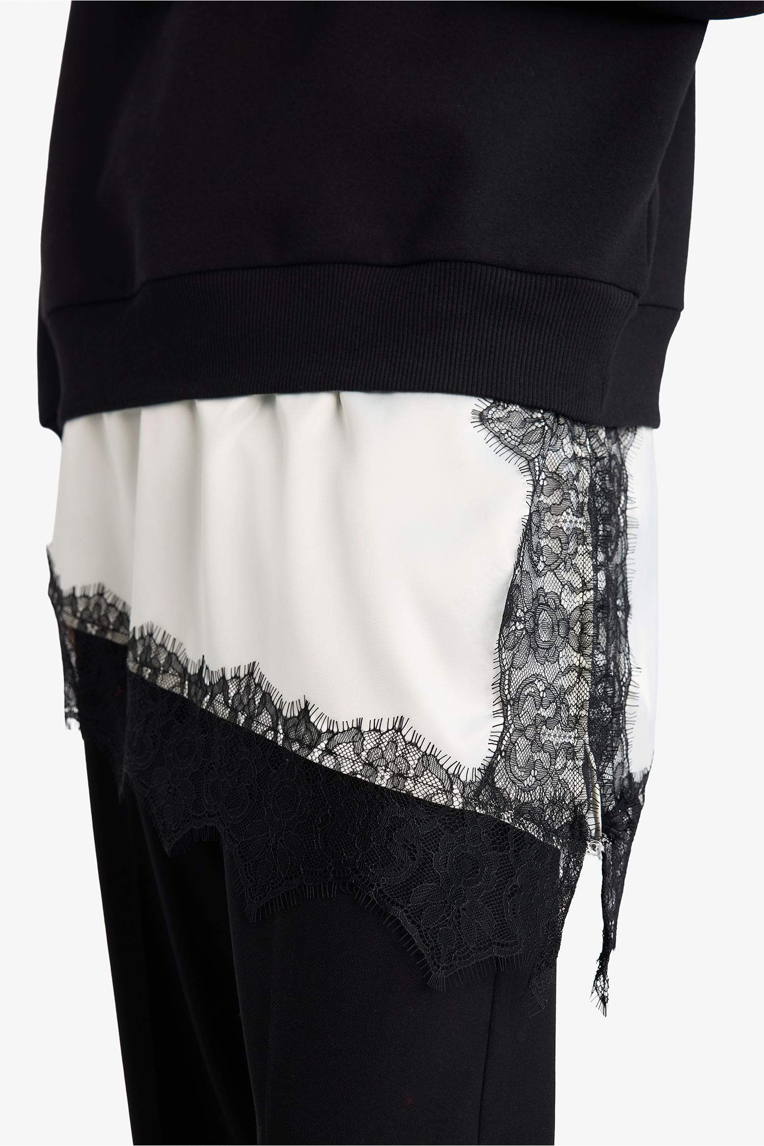 سويت شيرت ثقيل قصة مريحة بياخة مستديرة