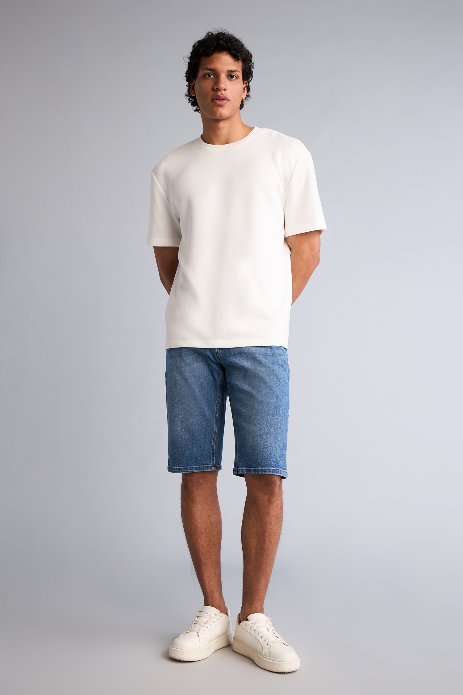 DeFacto Regular Fıt Bermuda Jean Şort görsel 2