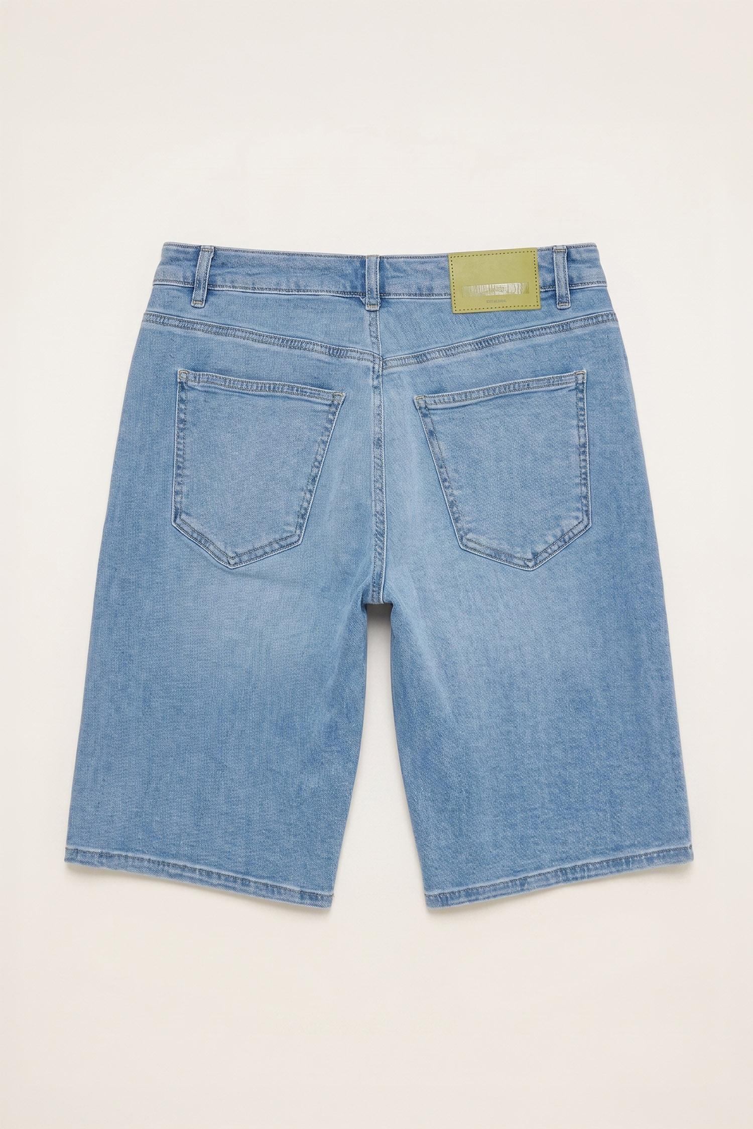 DeFacto Regular Fit Pamuklu Jean Bermuda Şort görsel 7