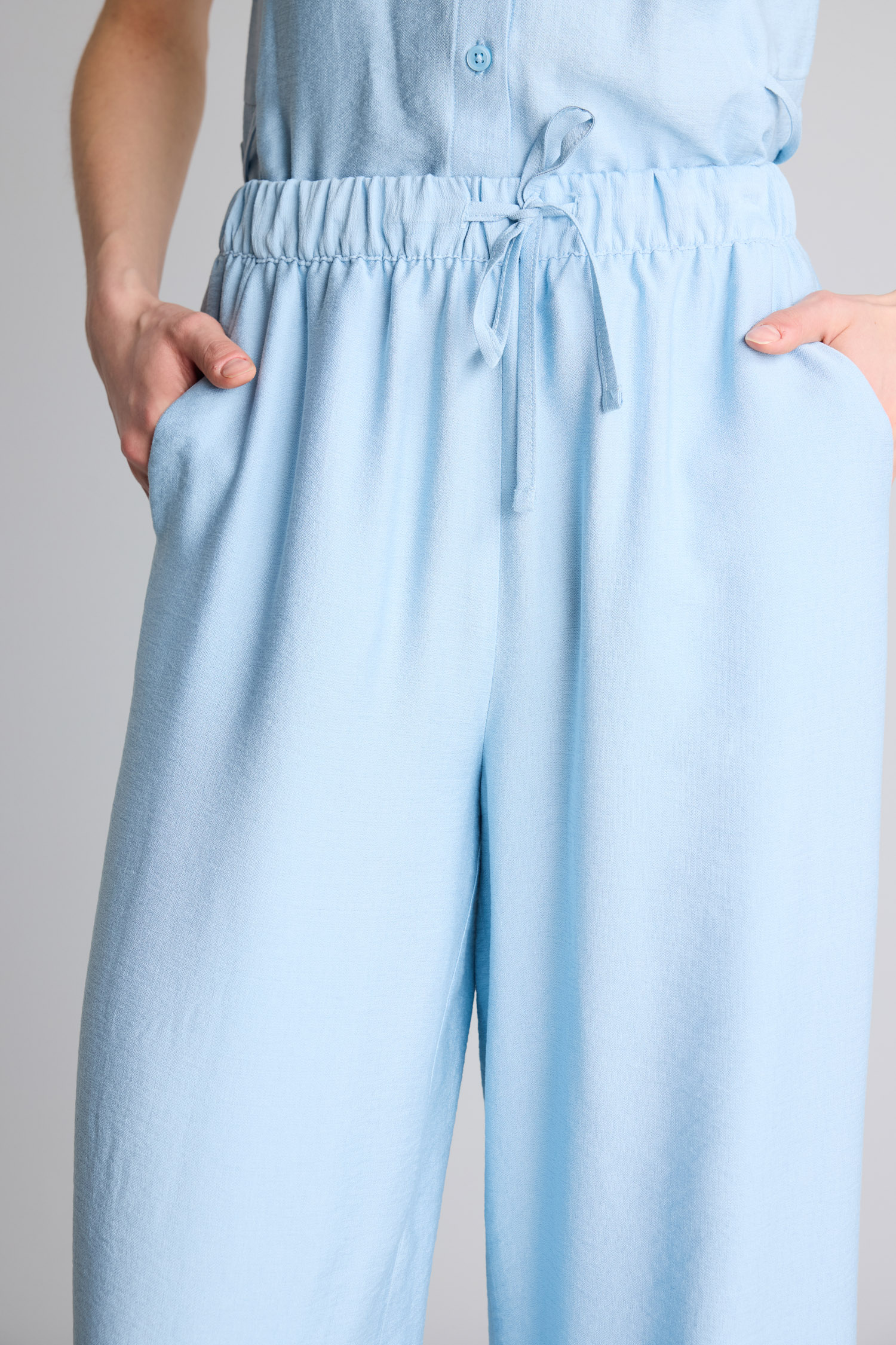 DeFacto Straight Fit Düz Paça Pantolon görsel 4