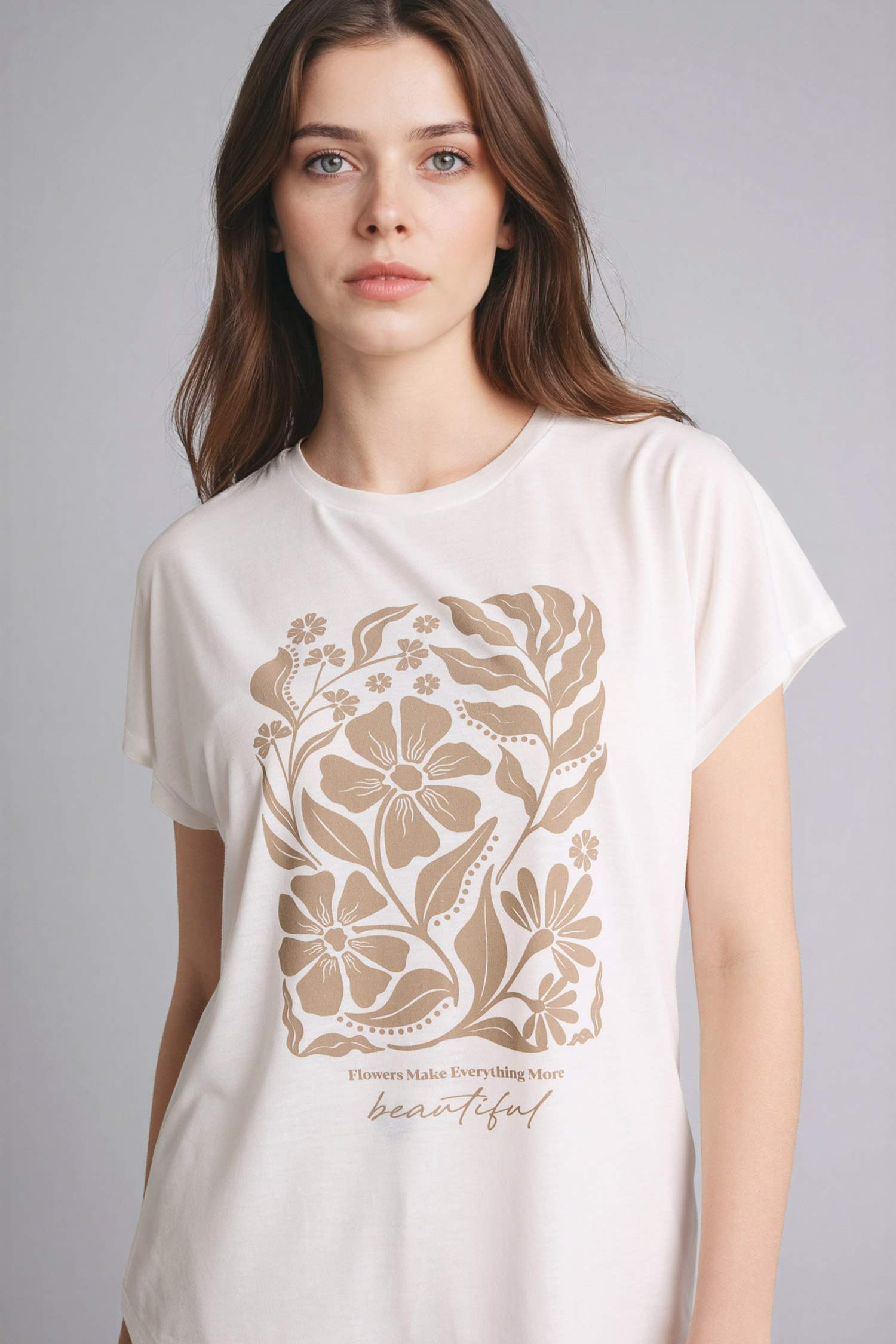Bisiklet Yaka Çiçekli Kısa Kollu Tişört