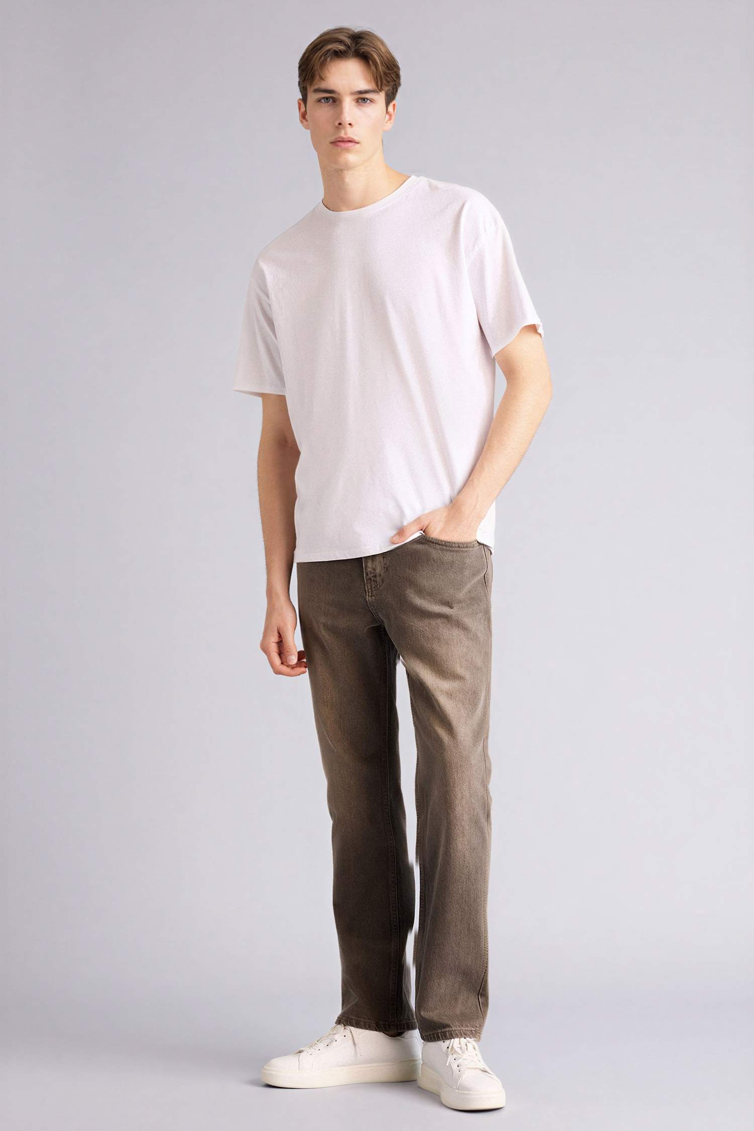 Yumuşak Dokulu Straight Fit Jean Pantolon