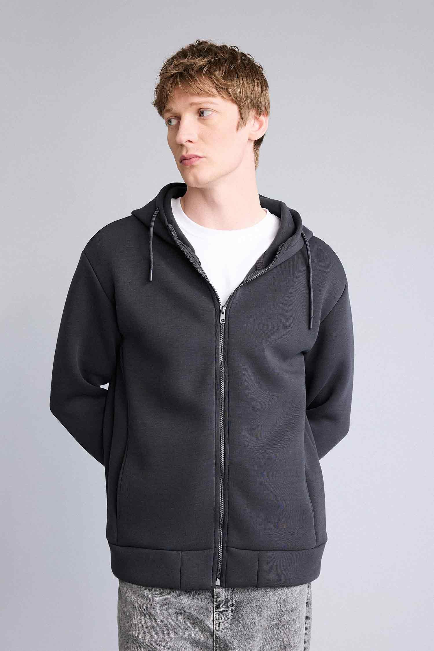 DeFacto Pamuklu Regular Fit Kapüşonlu Sweatshirt görsel 3