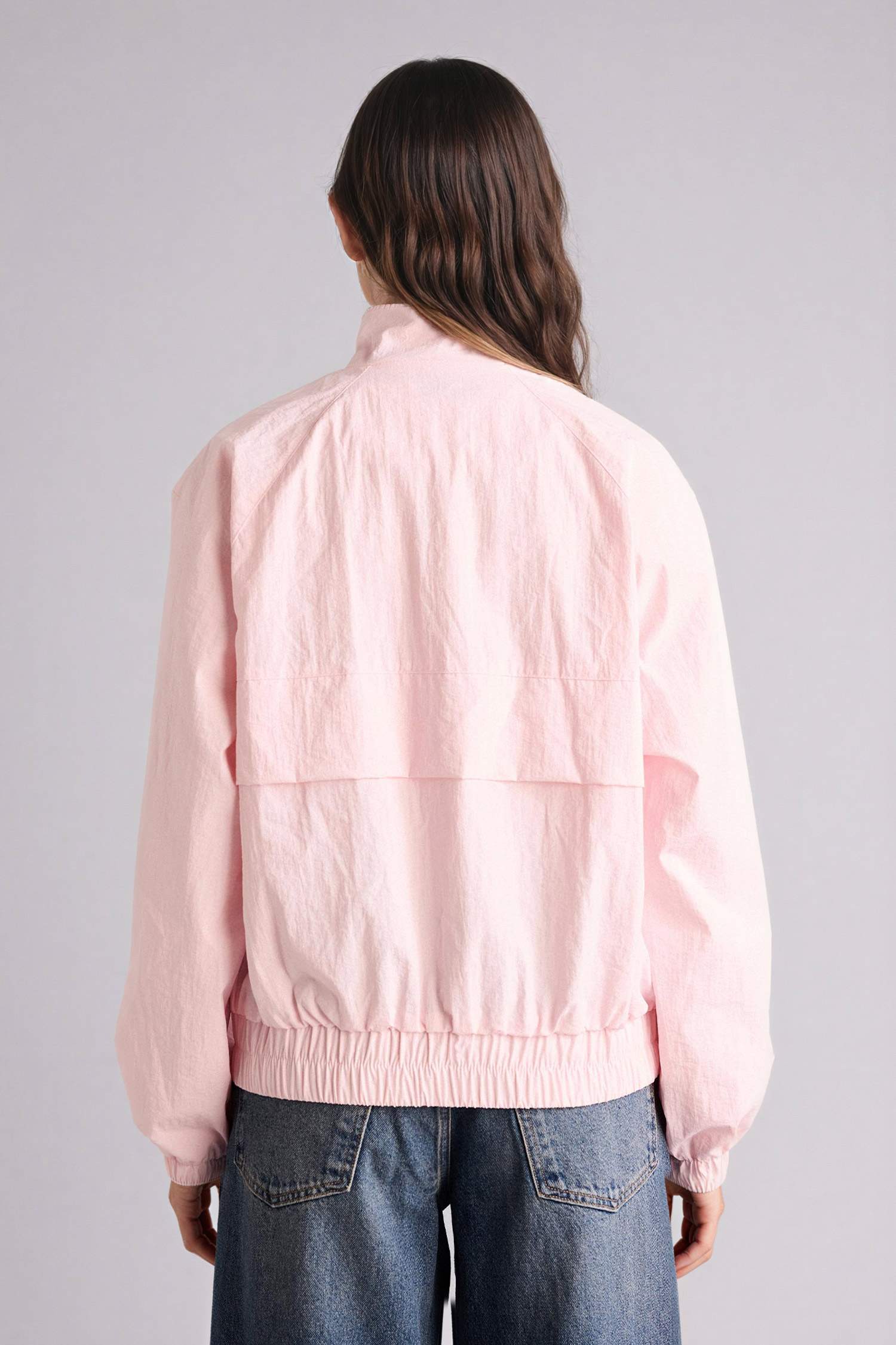 جاكيت باراشوت بياخة عالية