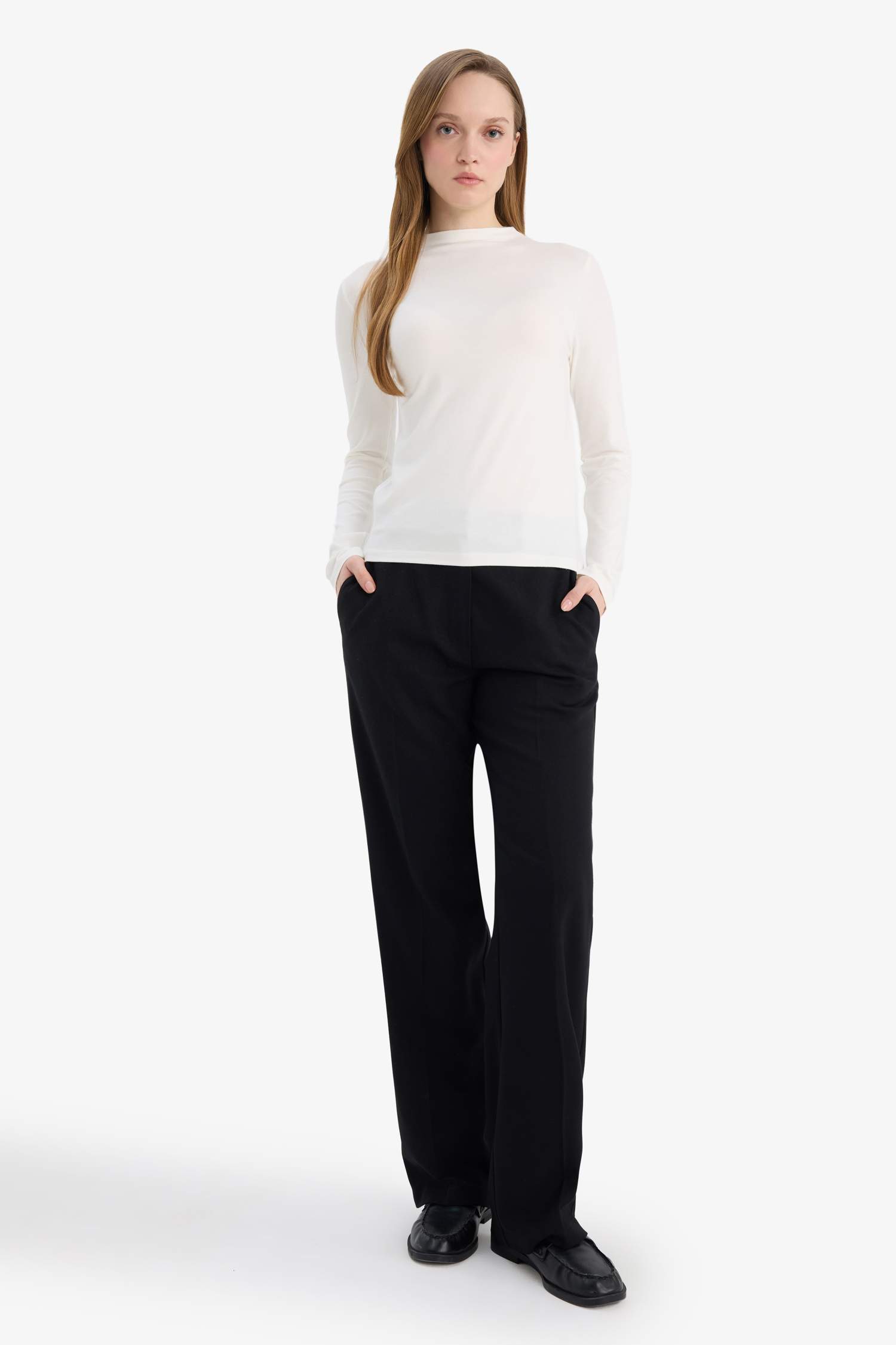 بلوز صوف سليم فيت