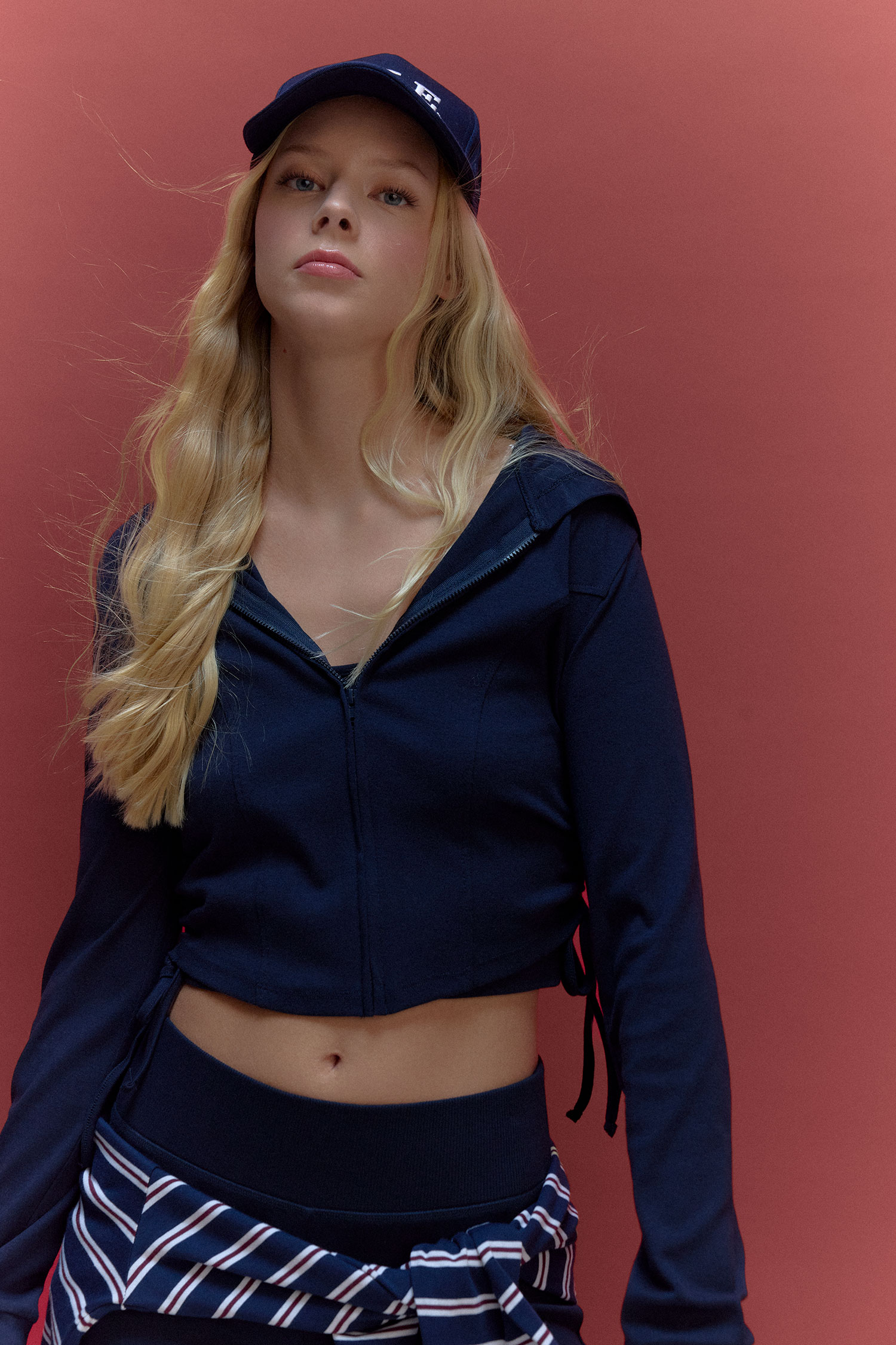 Büzgülü Kapüşonlu Crop Basic Hırka