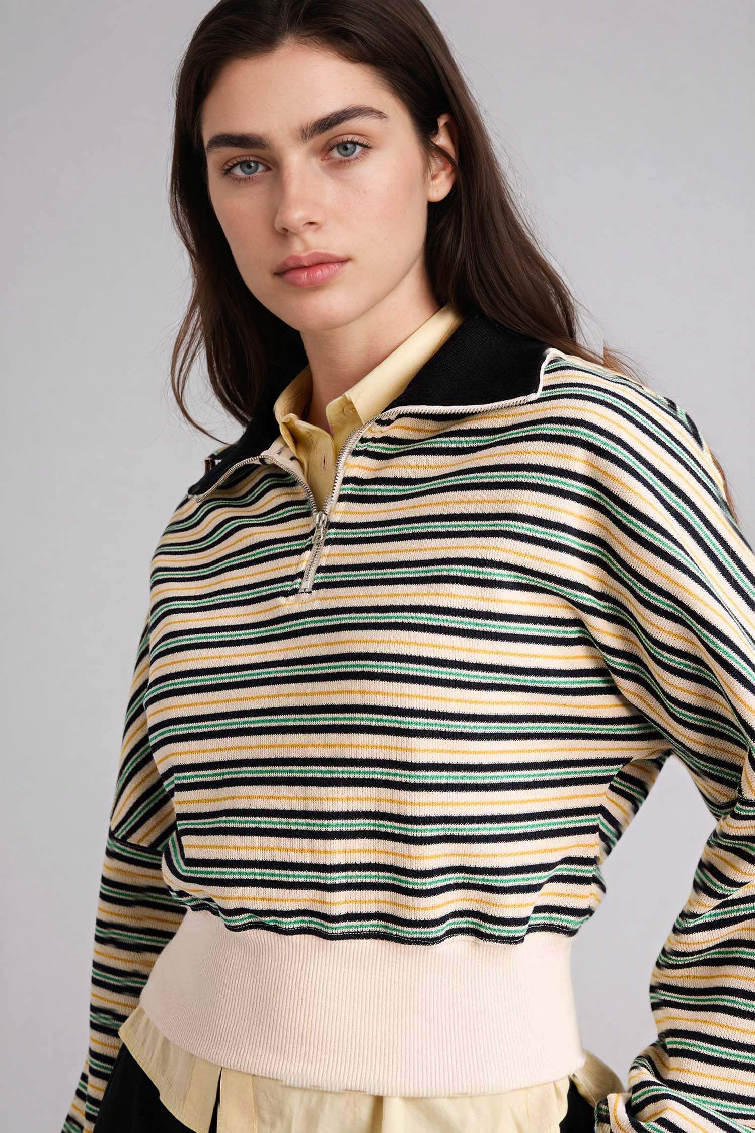 Yarım Fermuarlı Çizgili Sweatshirt