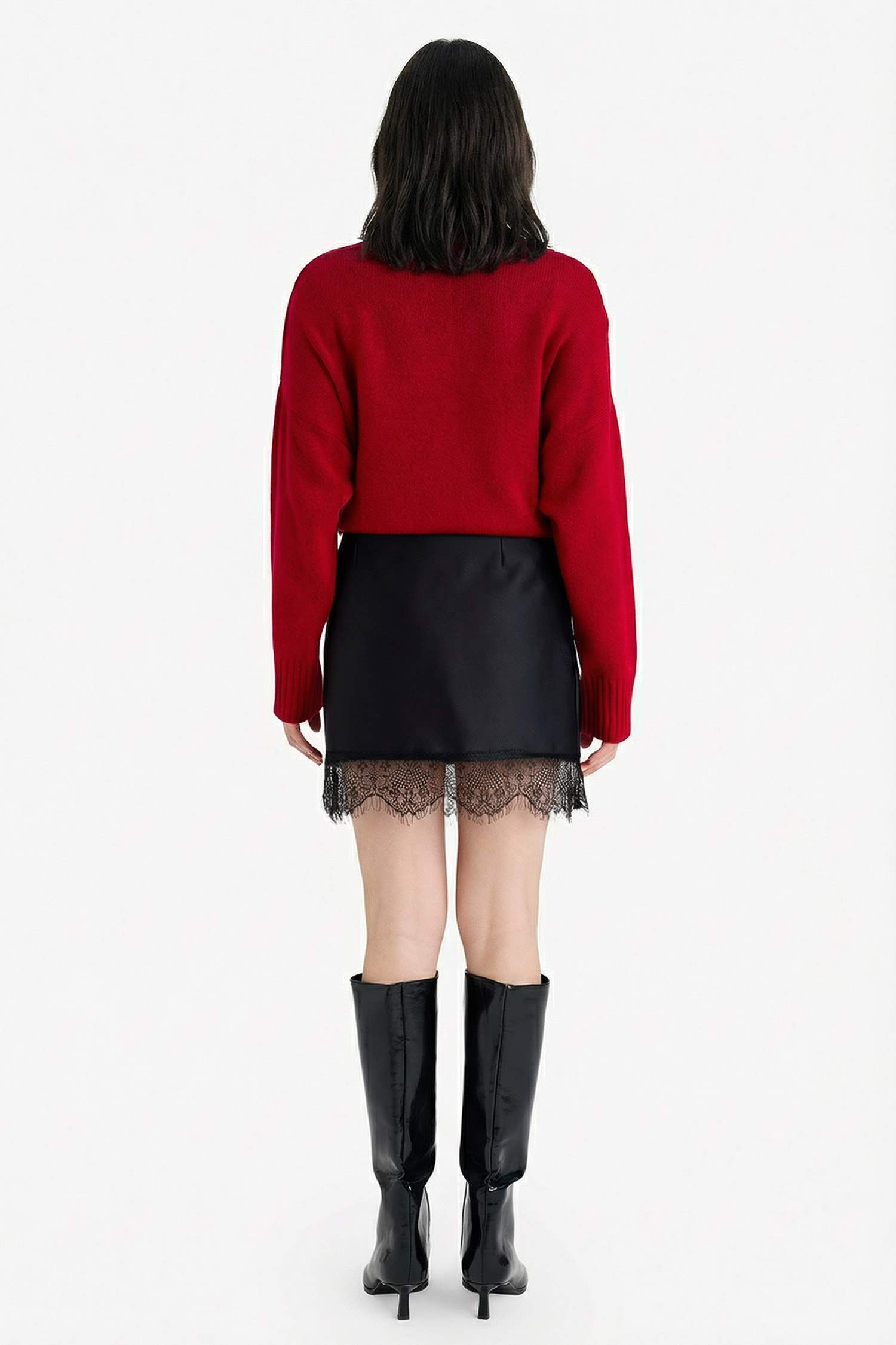 Dantel Detaylı Saten Mini Etek