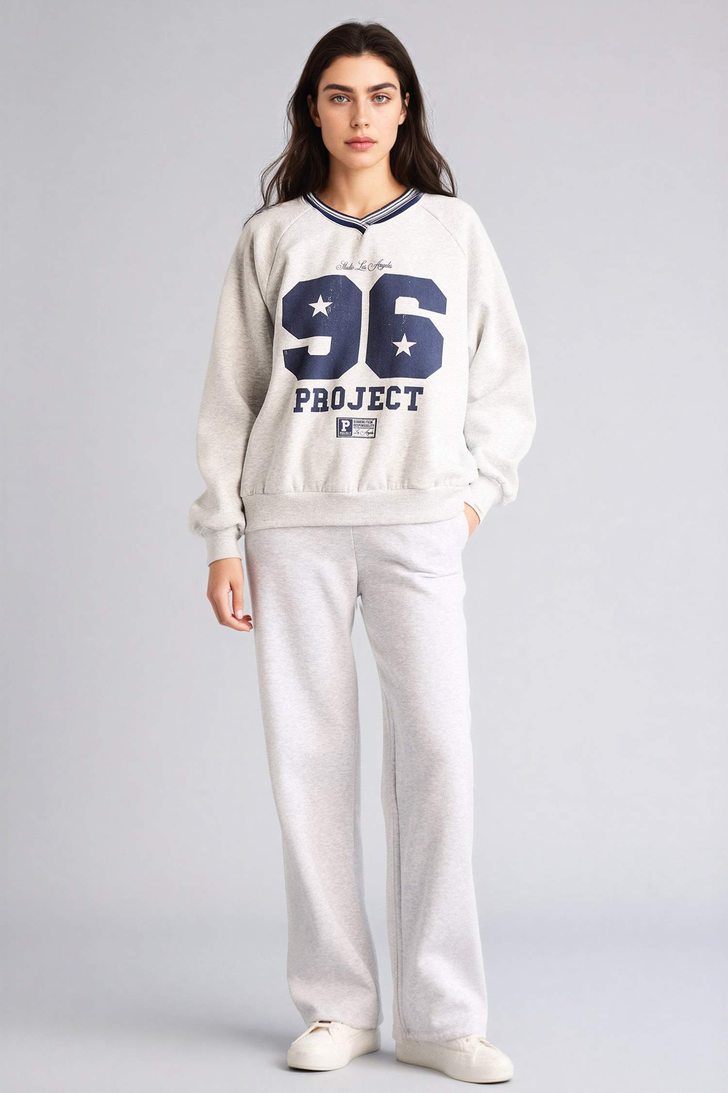 Oversıze V Yaka Baskılı Kalın Kumaş Sweatshirt