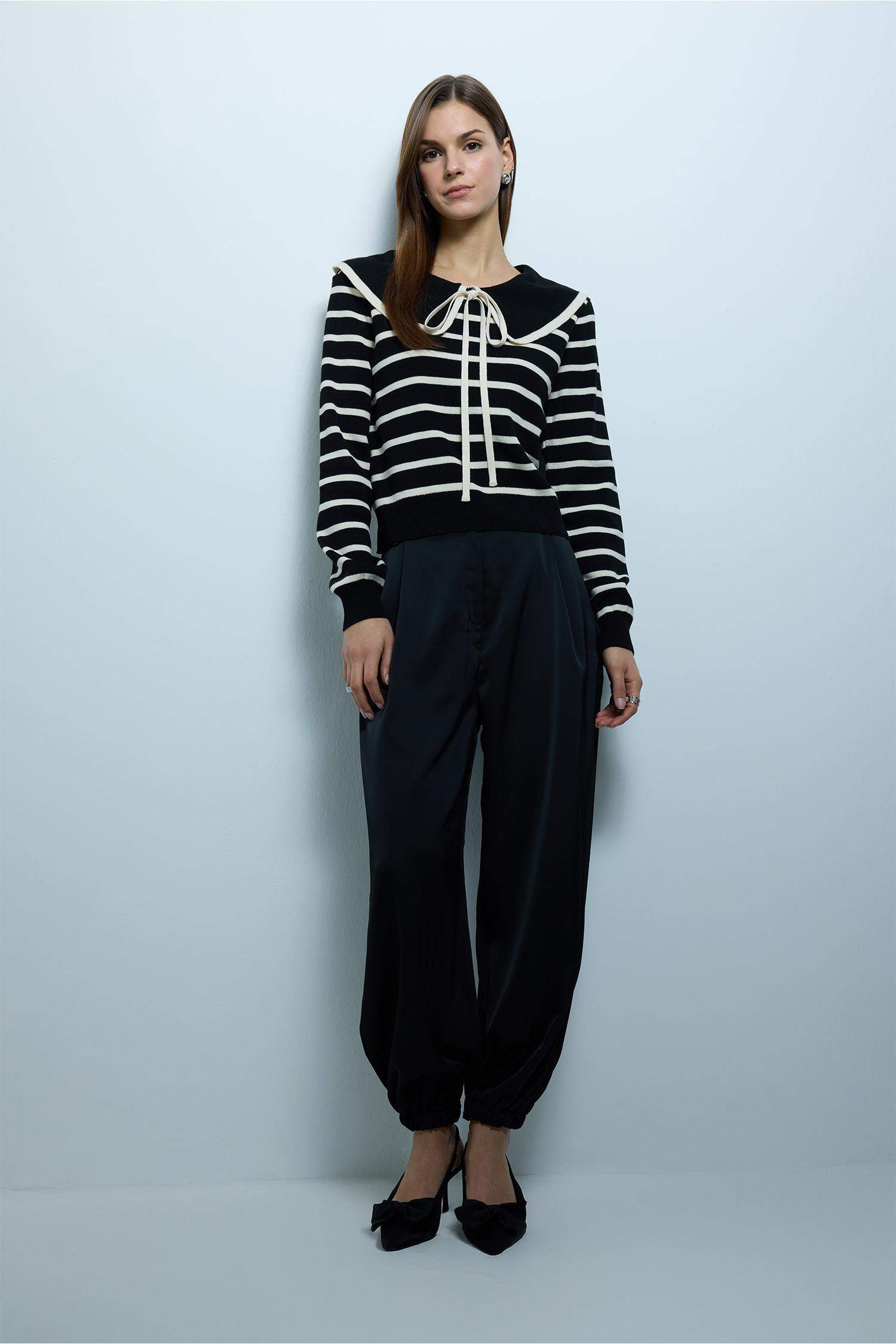 Slim Fit Baby Collar Pullover