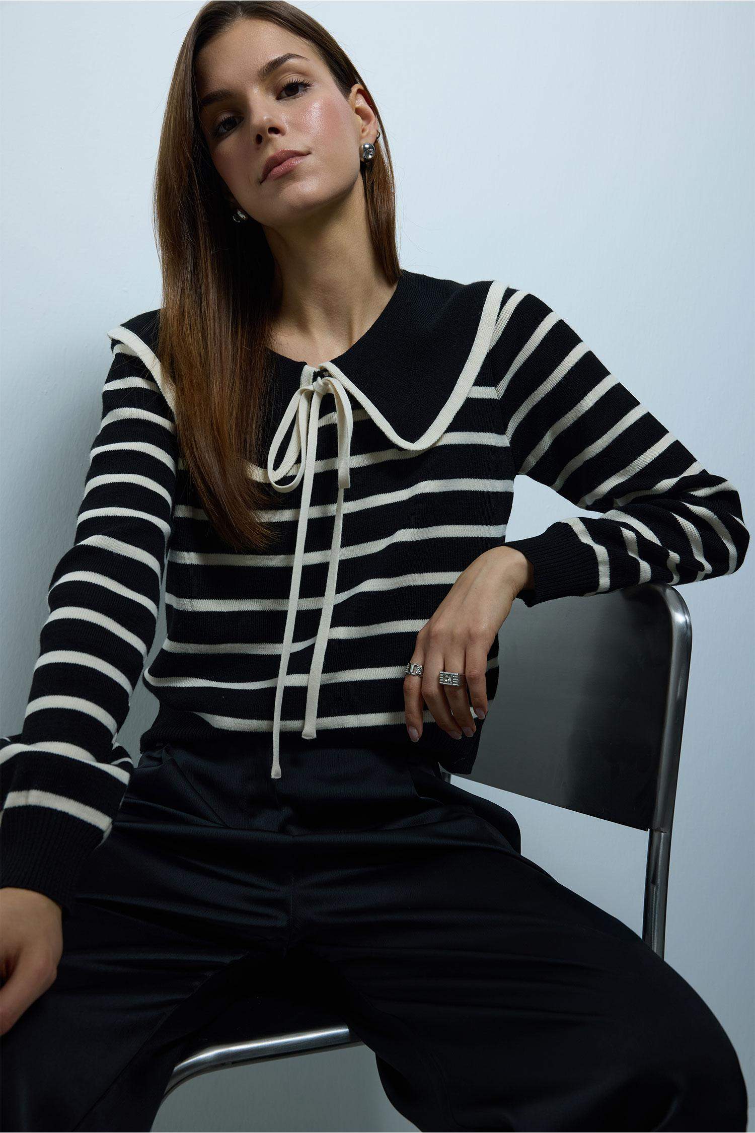 Slim Fit Baby Collar Pullover