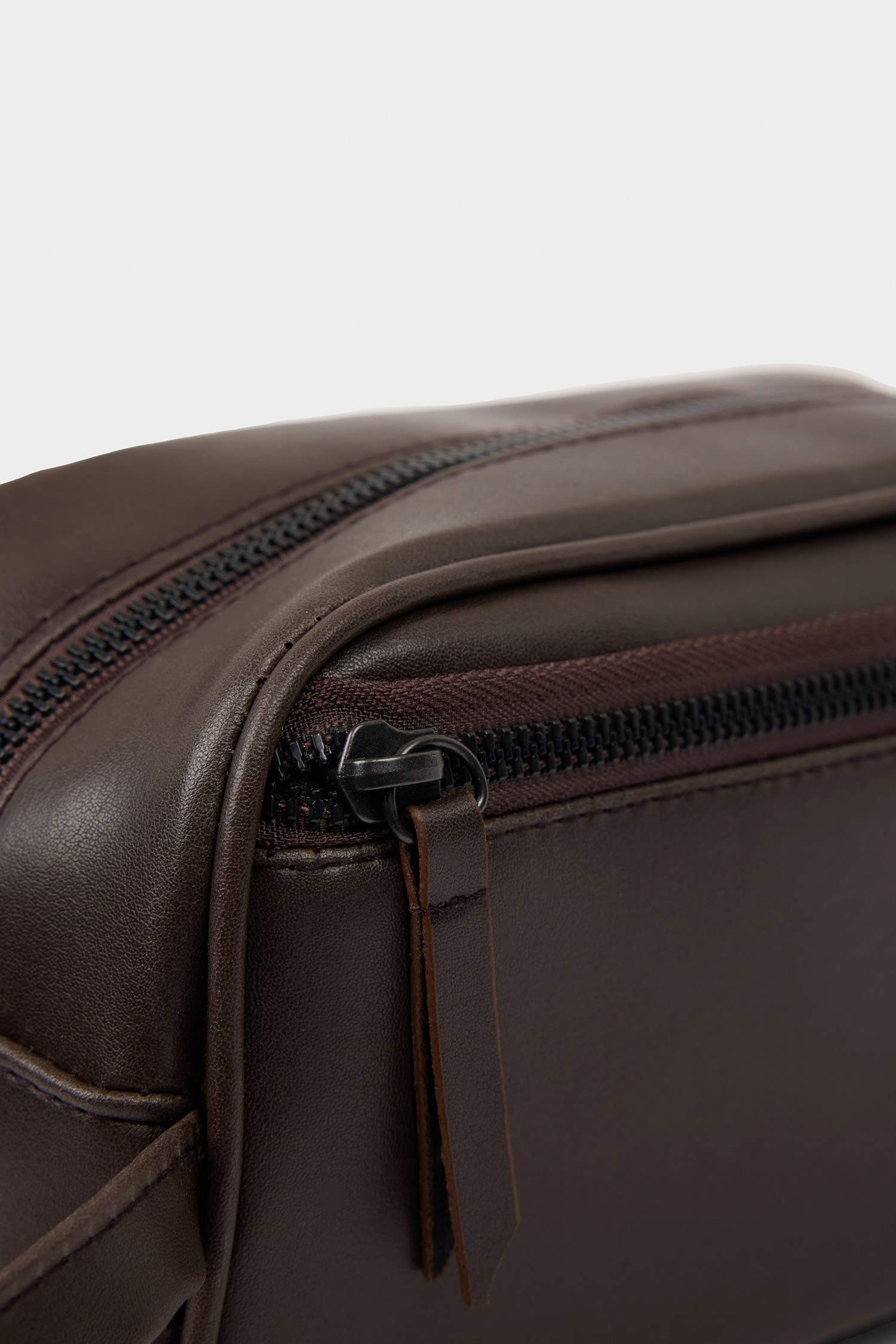 Erkek Suni Deri El Çantası