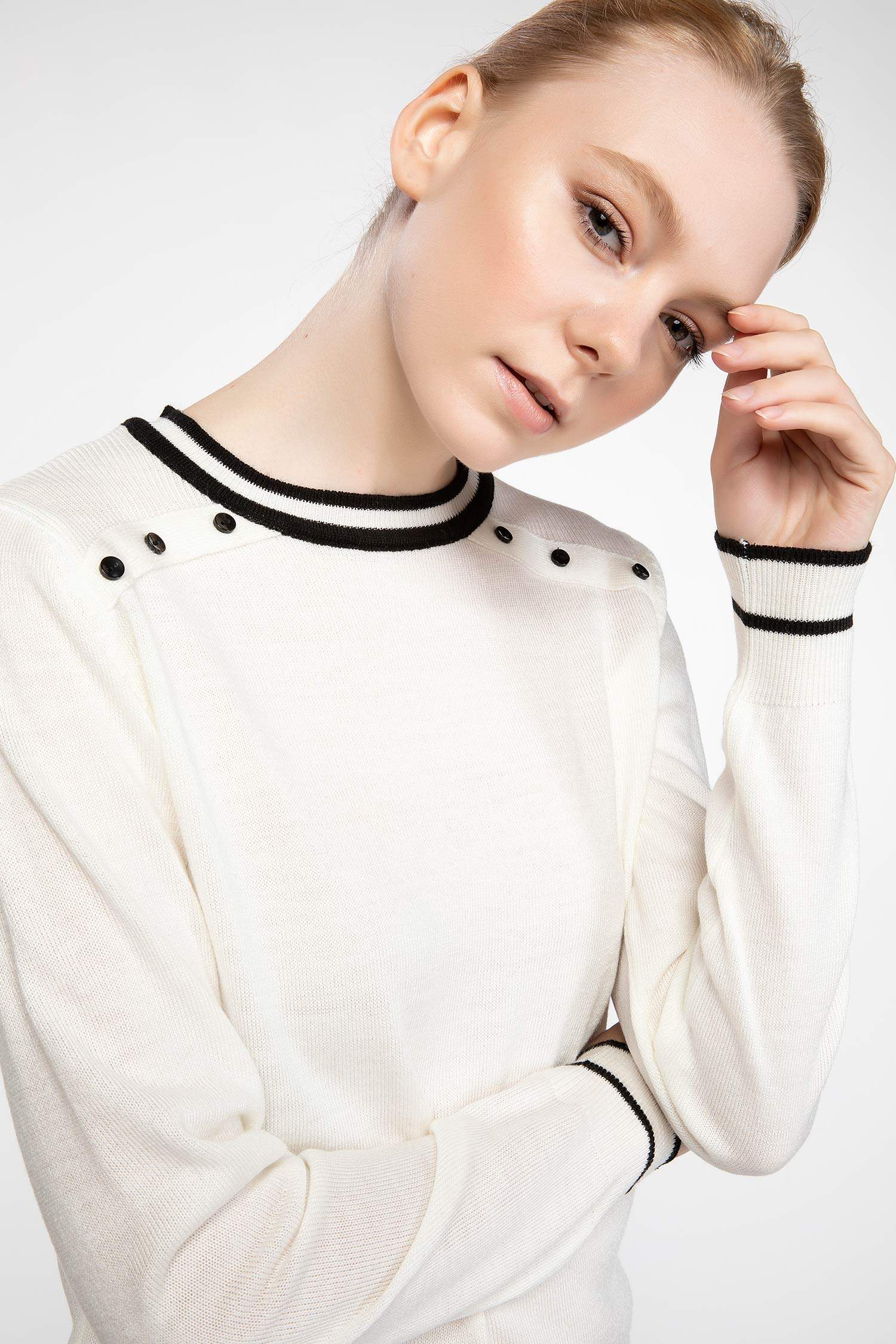 Defacto Düğme Detaylı Bisiklet Yaka Kazak. 4