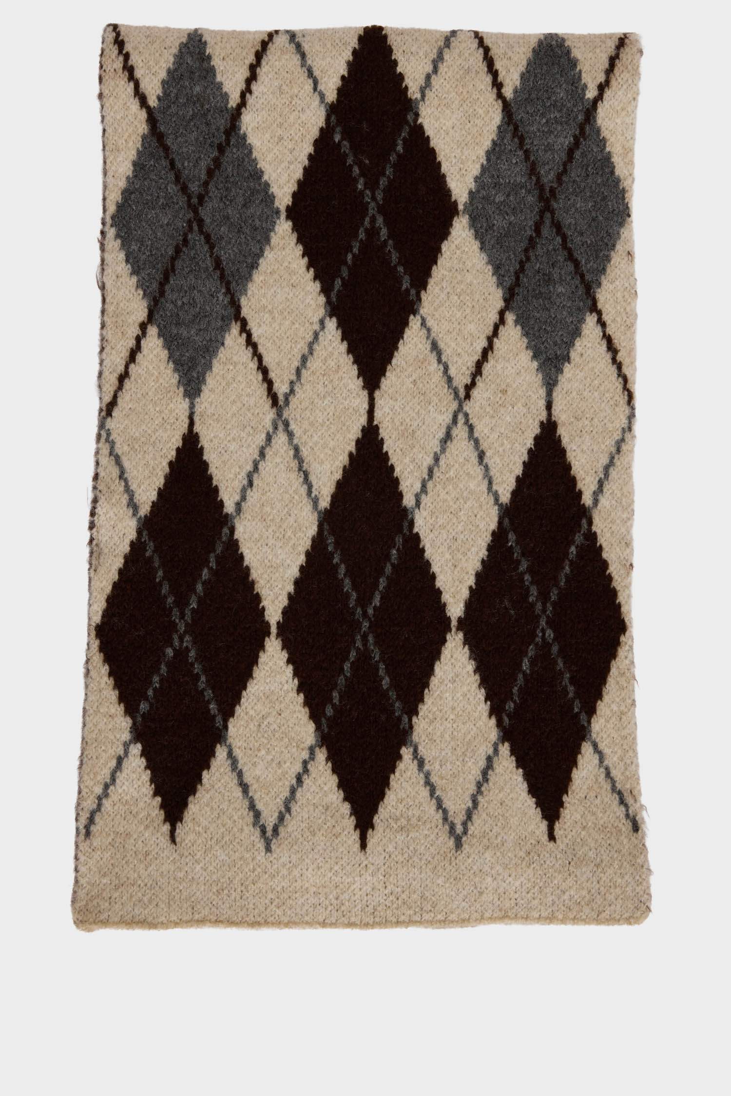 سكارف نسائي