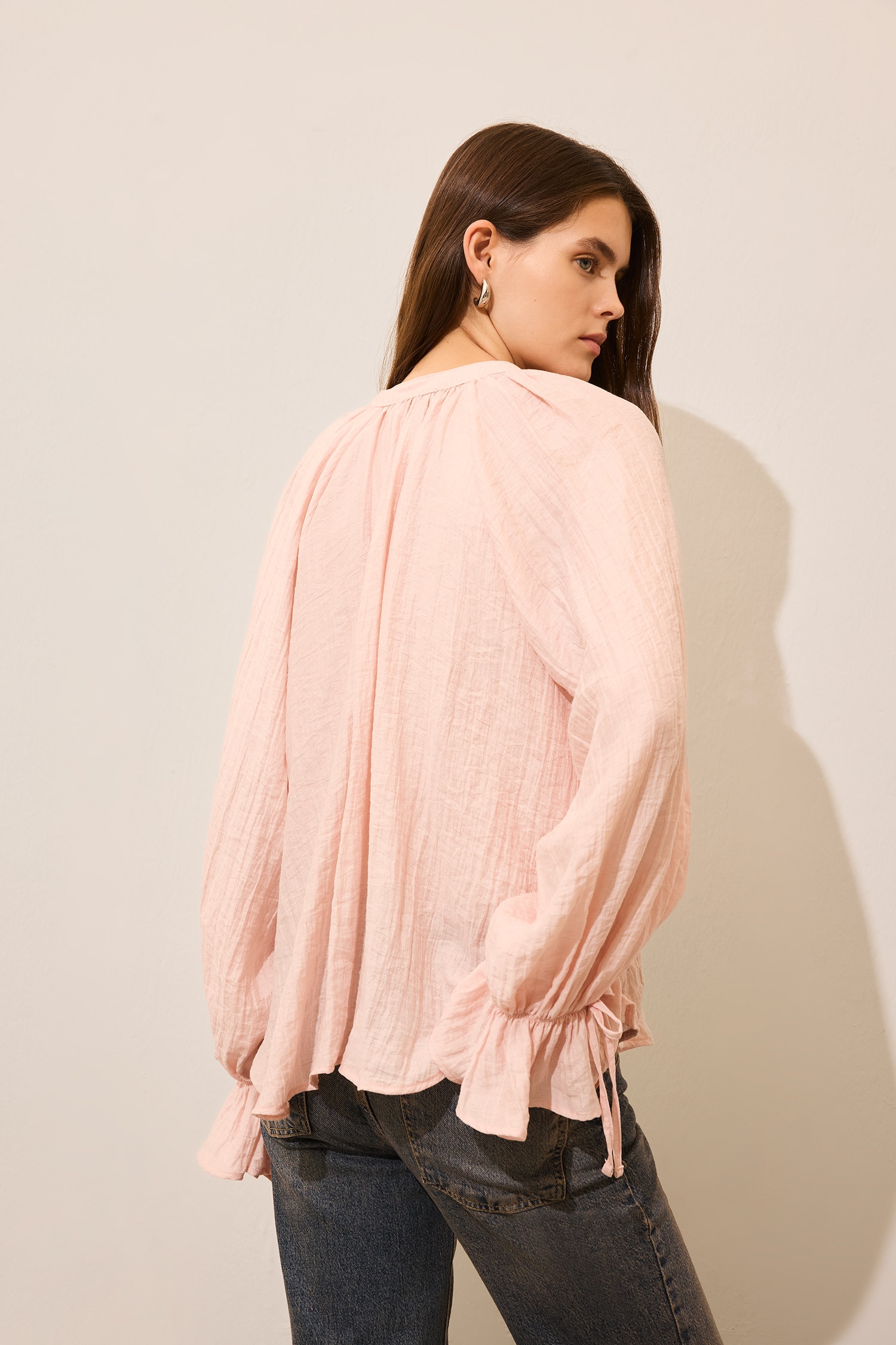 DeFacto Oversize Hakim Yaka Bağcıklı Basic Bluz görsel 7