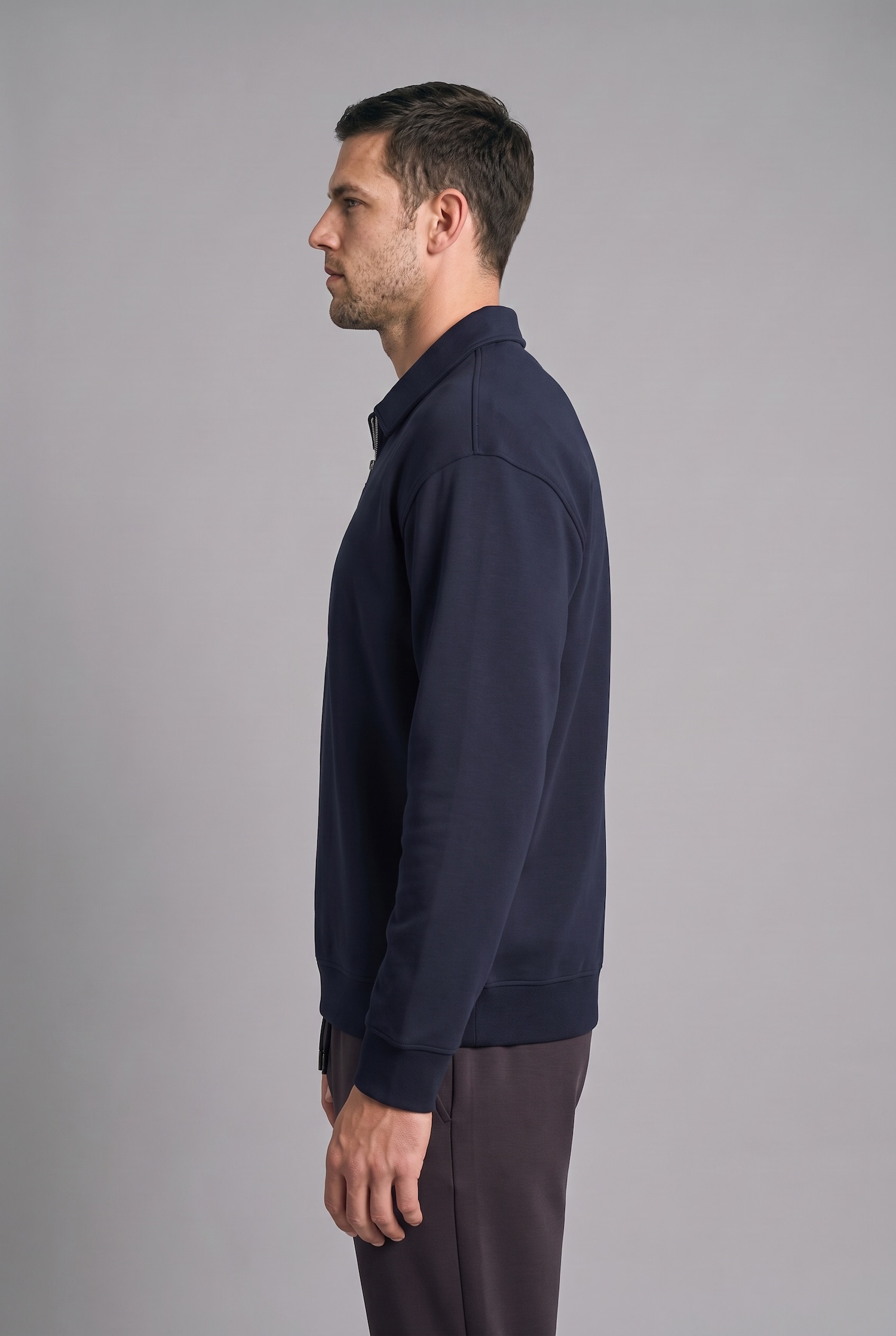 DeFacto Pamuklu Regular Fıt Kalın Kumaş Sweatshirt görsel 4